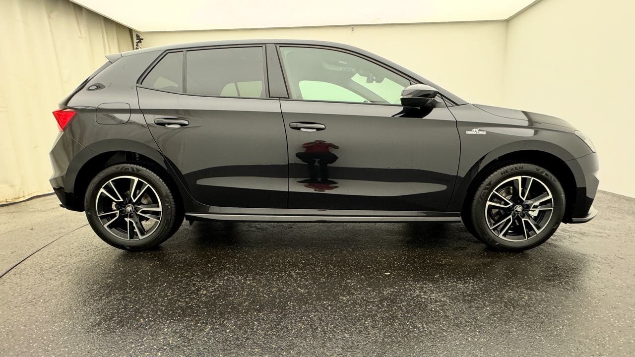 SKODA Fabia 1.0 TSI Monte Carlo DSG-showroom-element-1