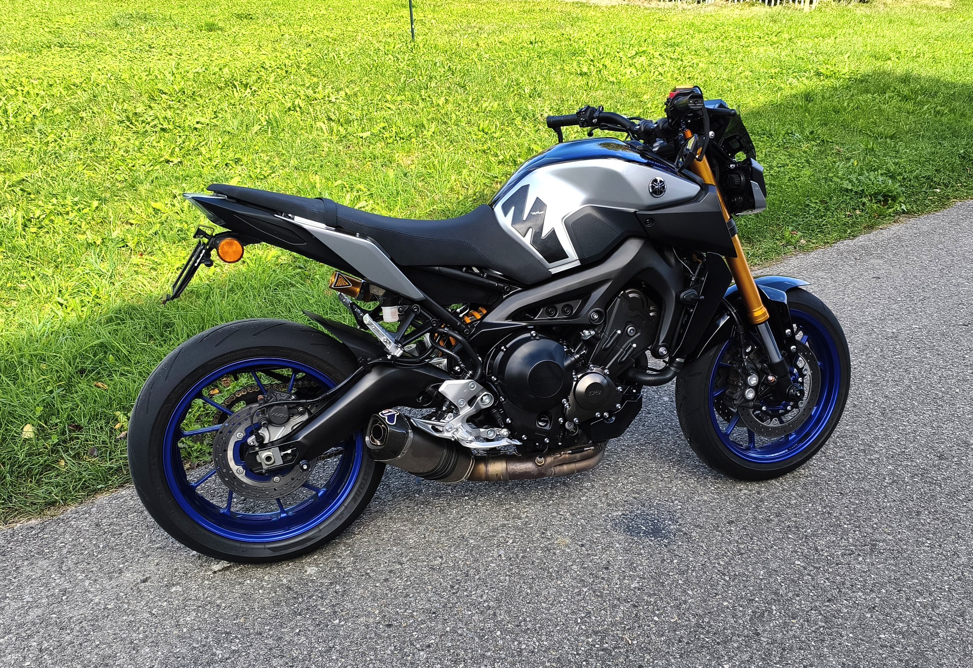 YAMAHA MT-09 SP ABS-image-2