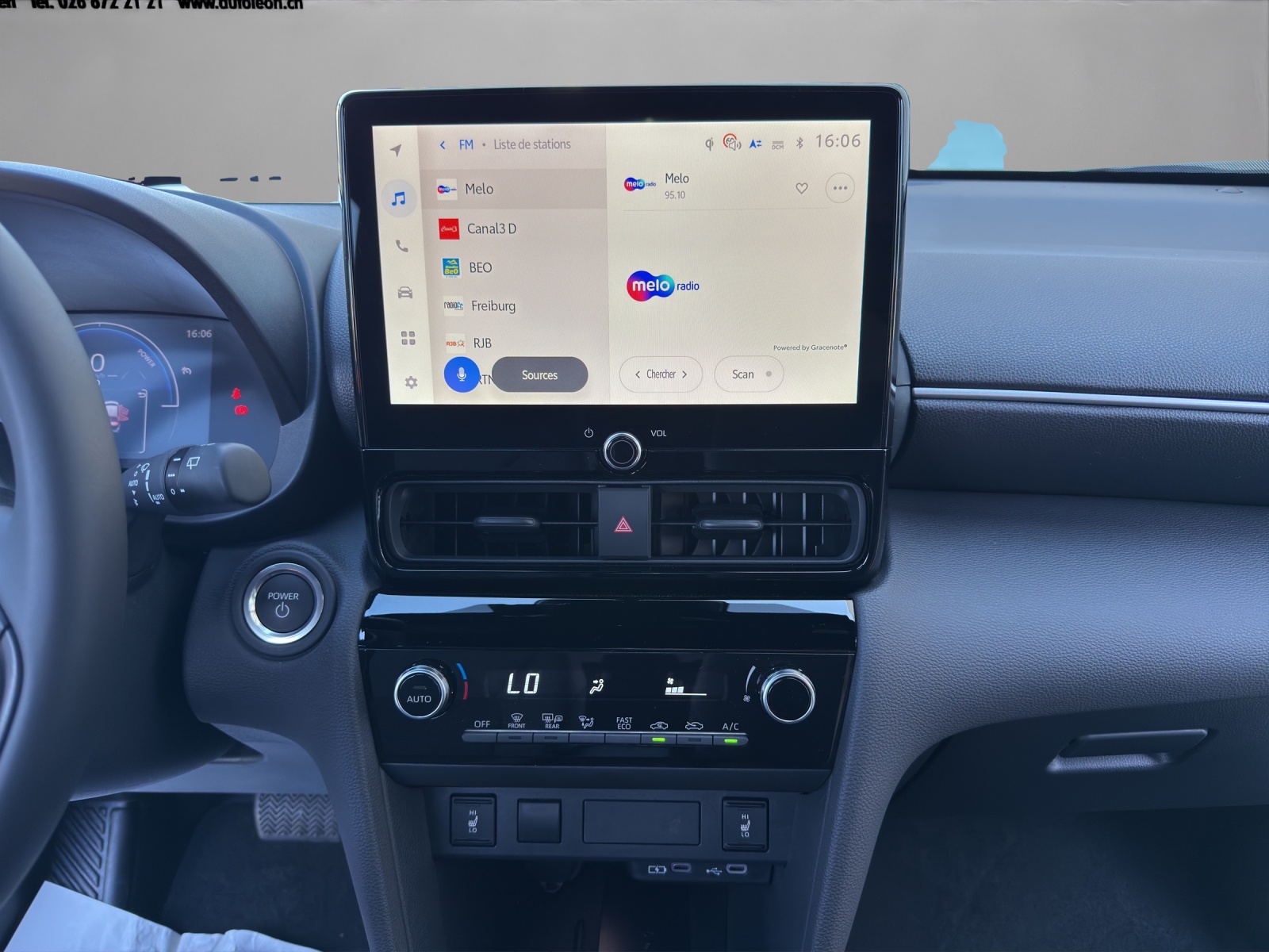 TOYOTA Yaris Cross 1.5 Style 4x2 Hybrid-image-14