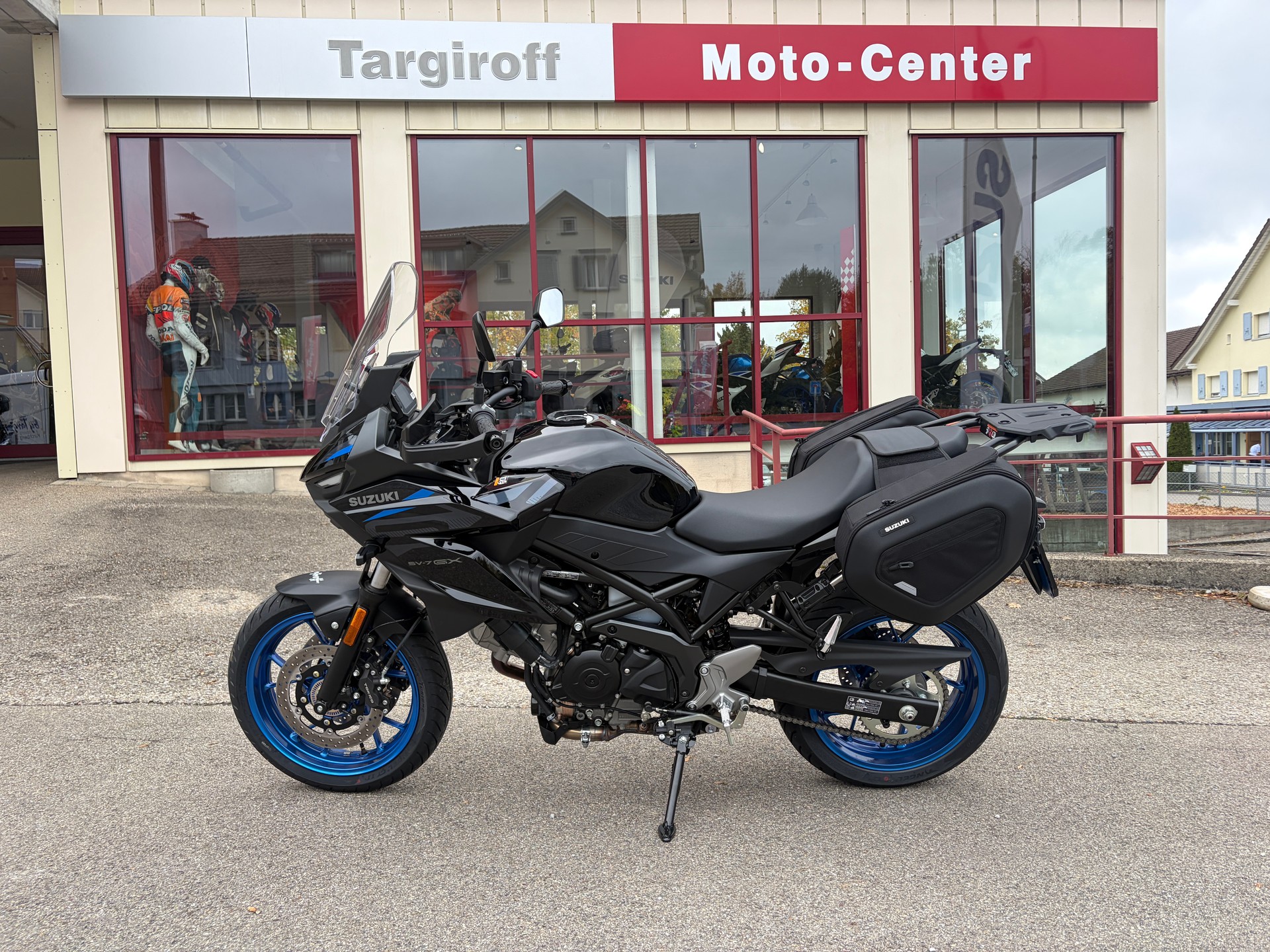 SUZUKI Touring-image-2