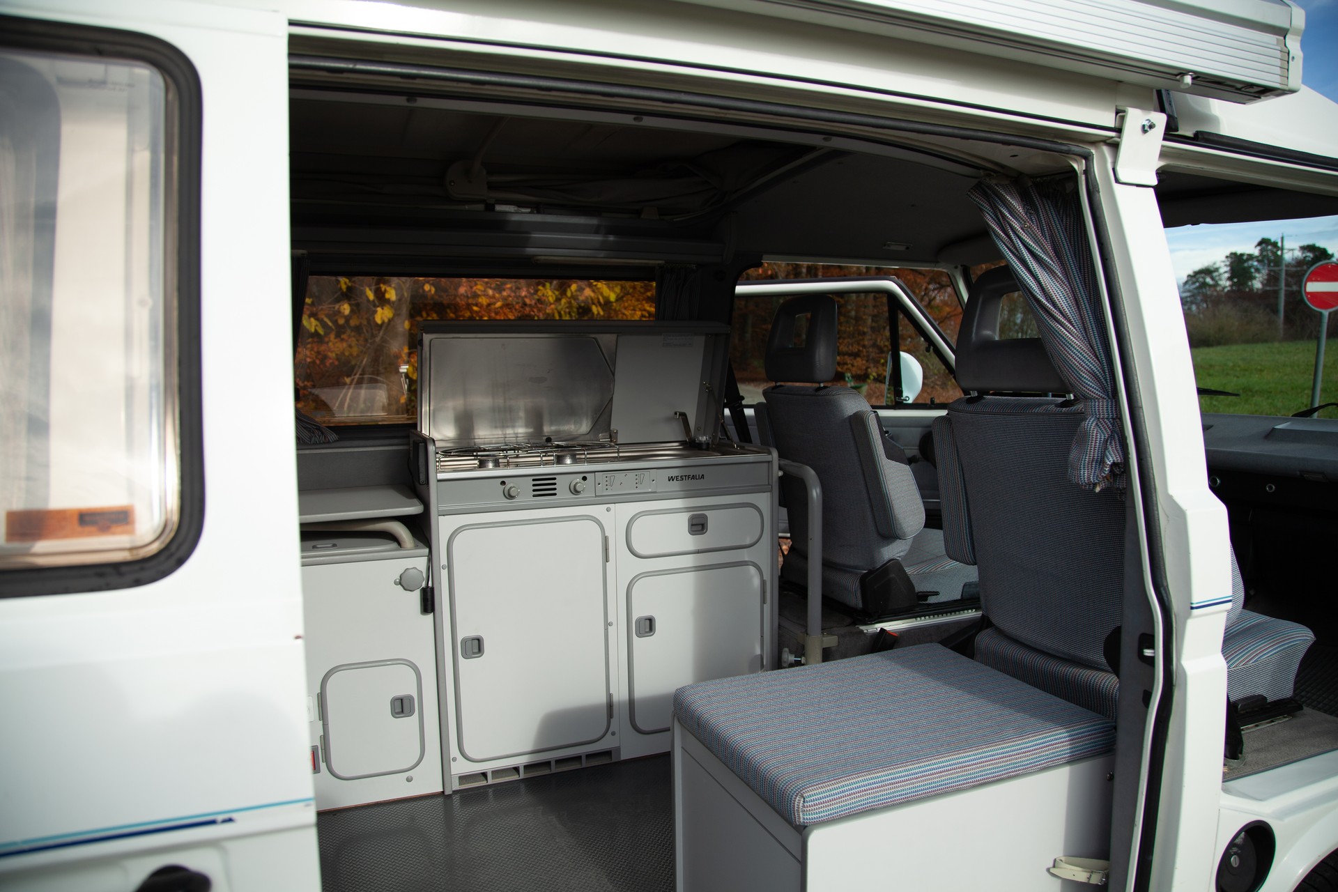 VW Typ 2 Atlantic-image-14