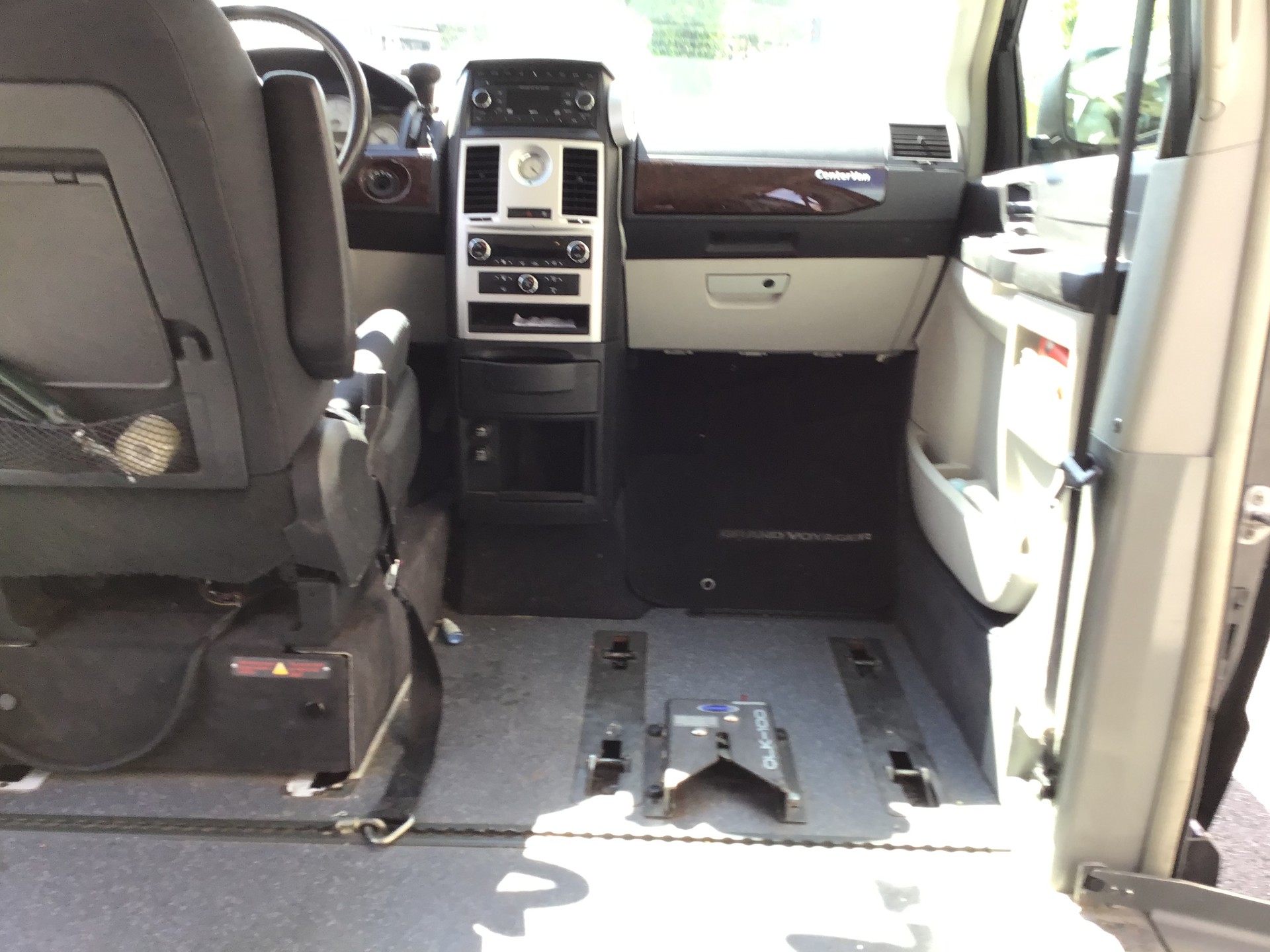 CHRYSLER Grand Voyager 2.8 CRD Classic Line Plus Automatic-image-2