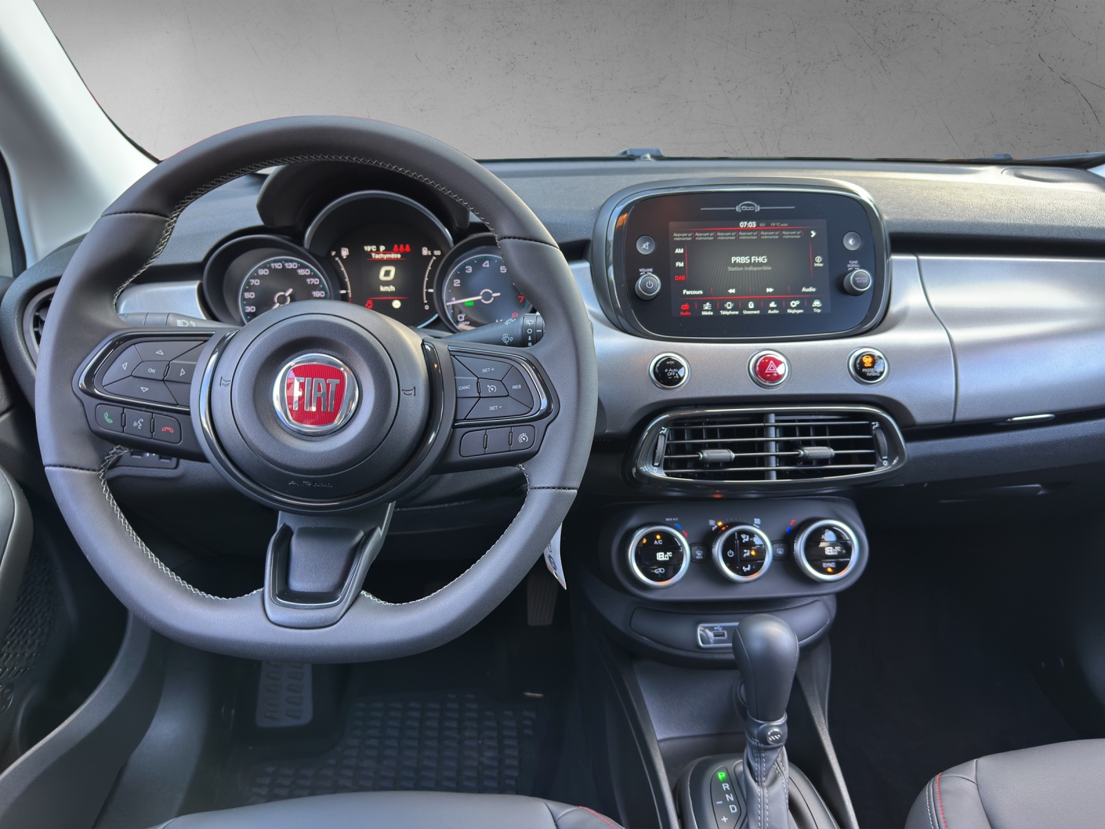 FIAT 500X 1.5 Hybrid Sport DCT-image-5