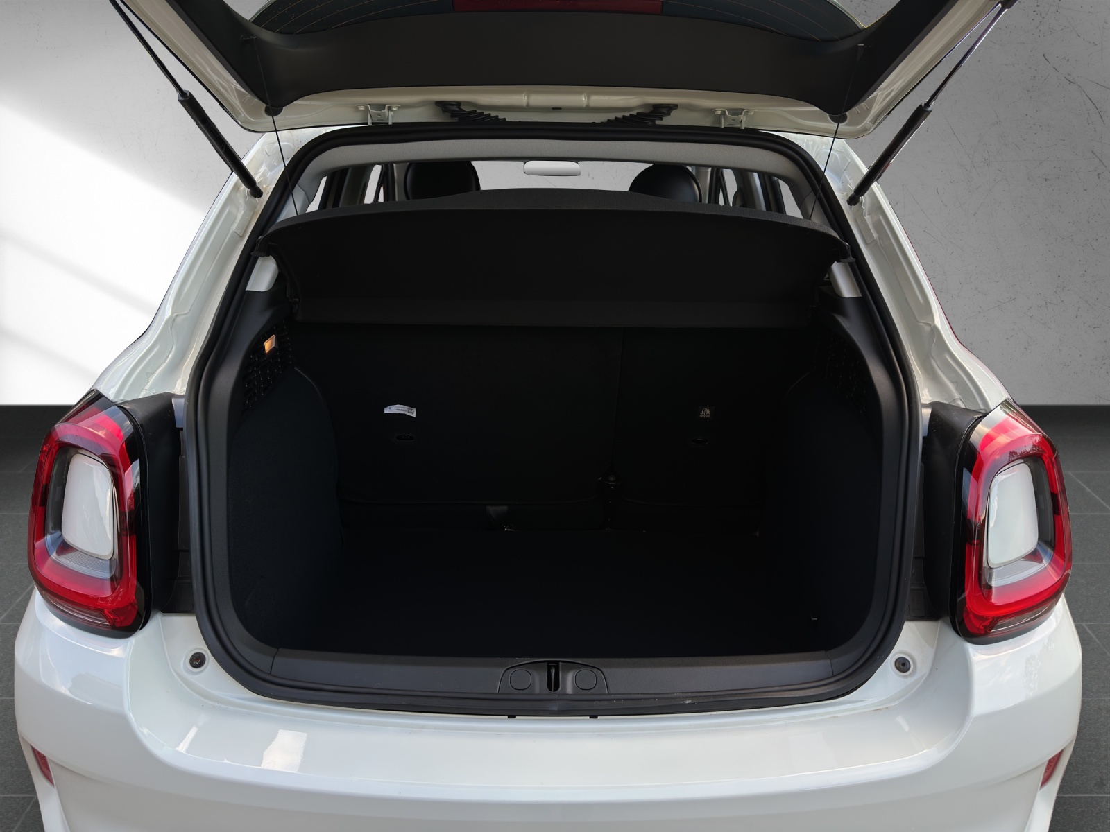 FIAT 500X 1.5 Hybrid Sport DCT-image-11