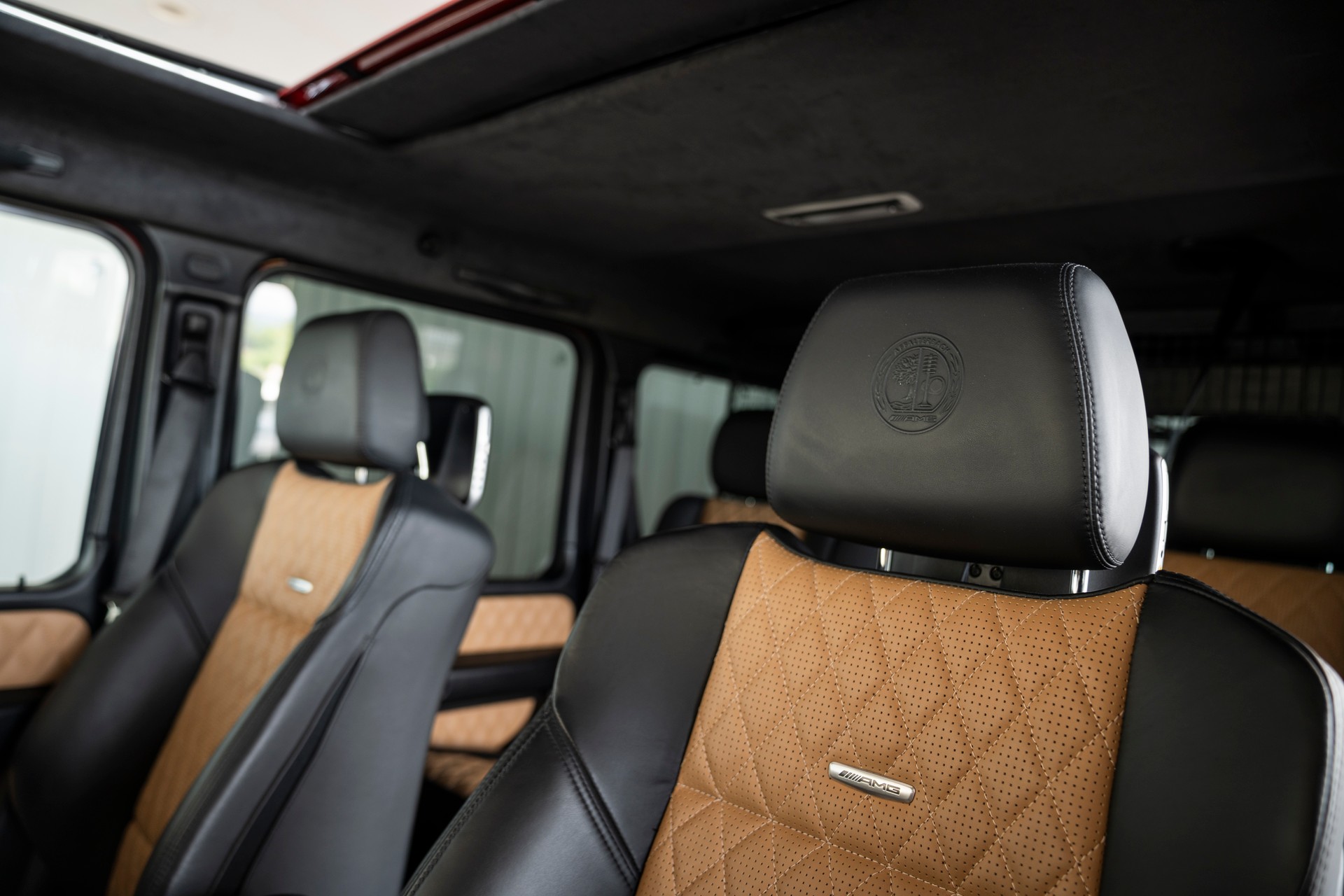 MERCEDES-BENZ G 65 AMG Automatic-image-17