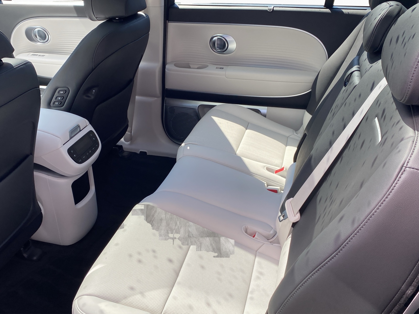 HYUNDAI Ioniq 9 Vertex 20" 4WD-image-10