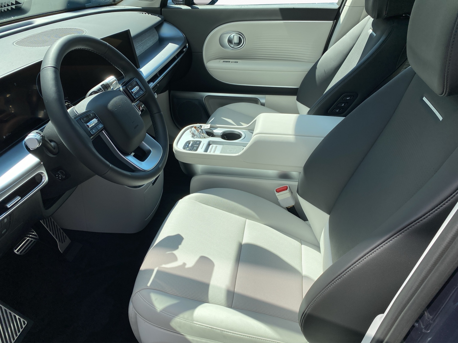 HYUNDAI Ioniq 9 Vertex 20" 4WD-image-9