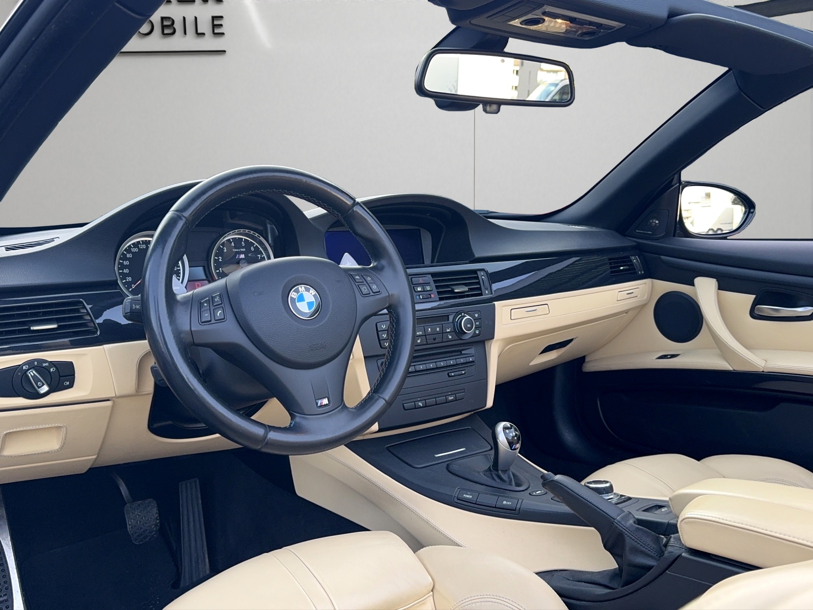 BMW M3 Cabriolet DSG-image-10