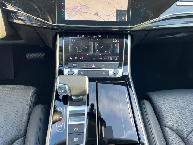 AUDI Q7 50 TDI quattro S Line tiptronic-image-14