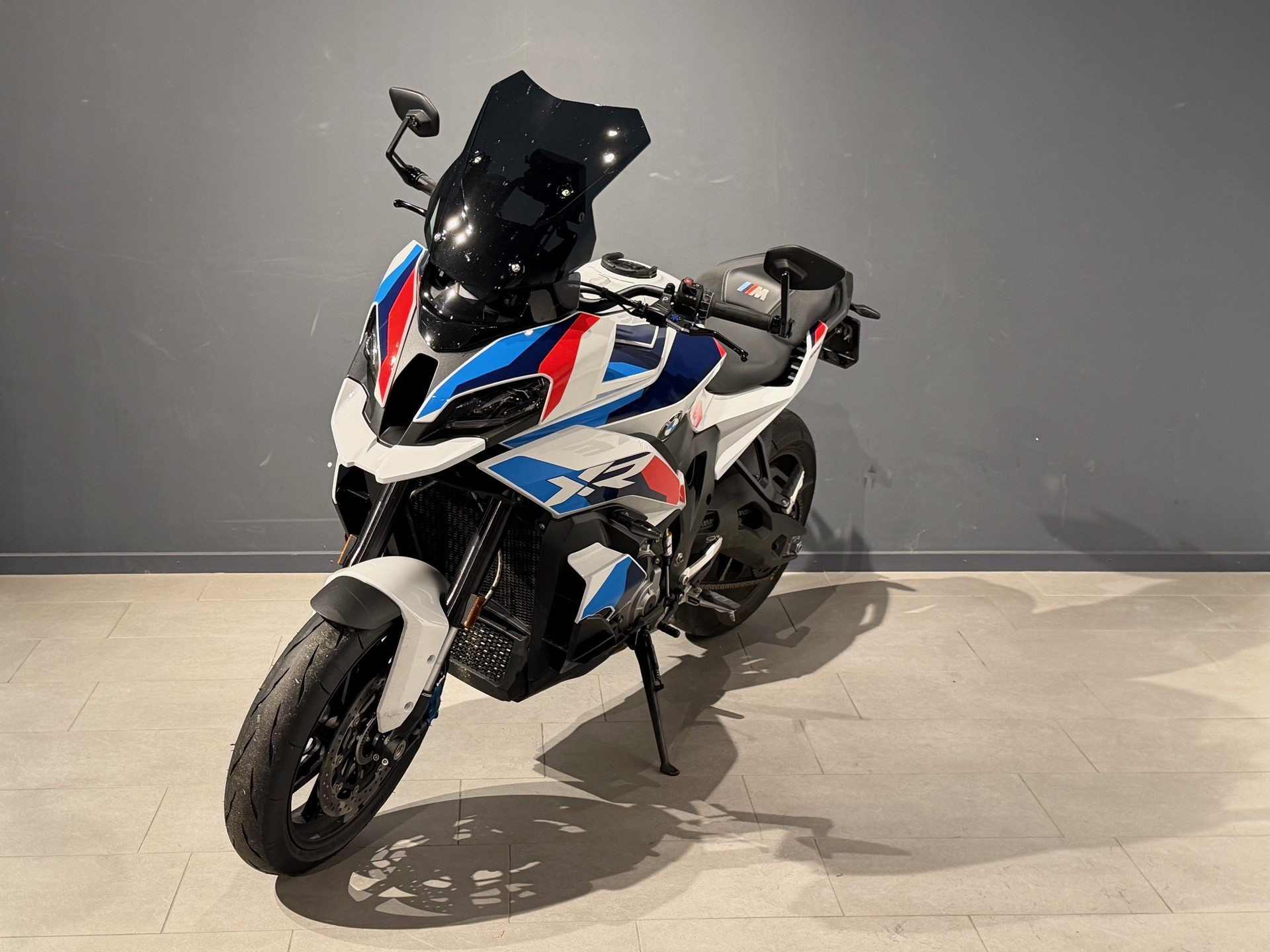 BMW M 1000 XR-image-2