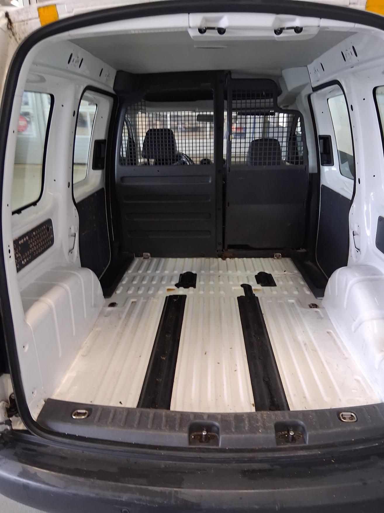 VW Caddy Kaw. 2.0 EcoFuel-image-7