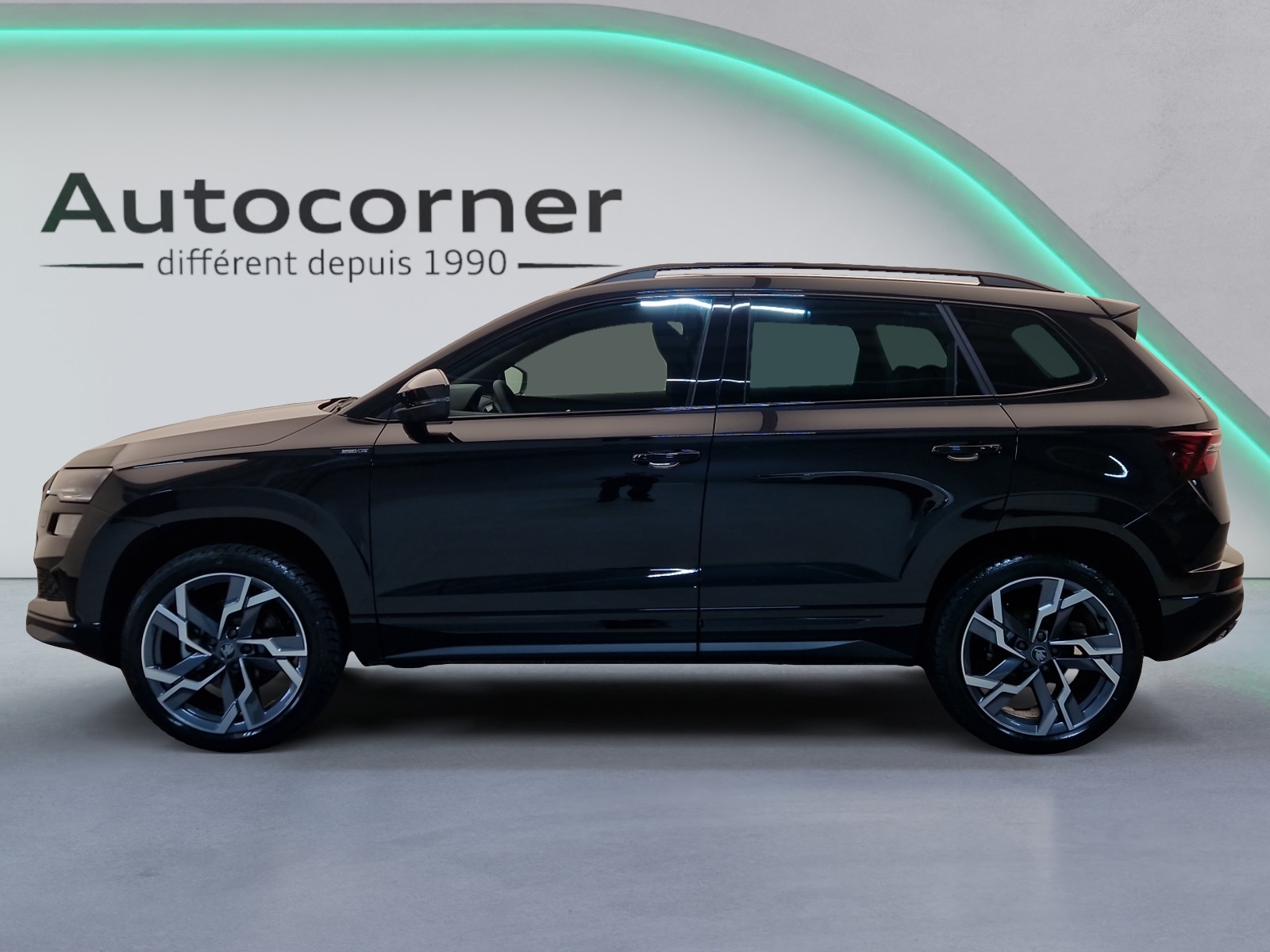 SKODA Karoq 2.0 TSI SportLine 4x4 DSG-showroom-element-1