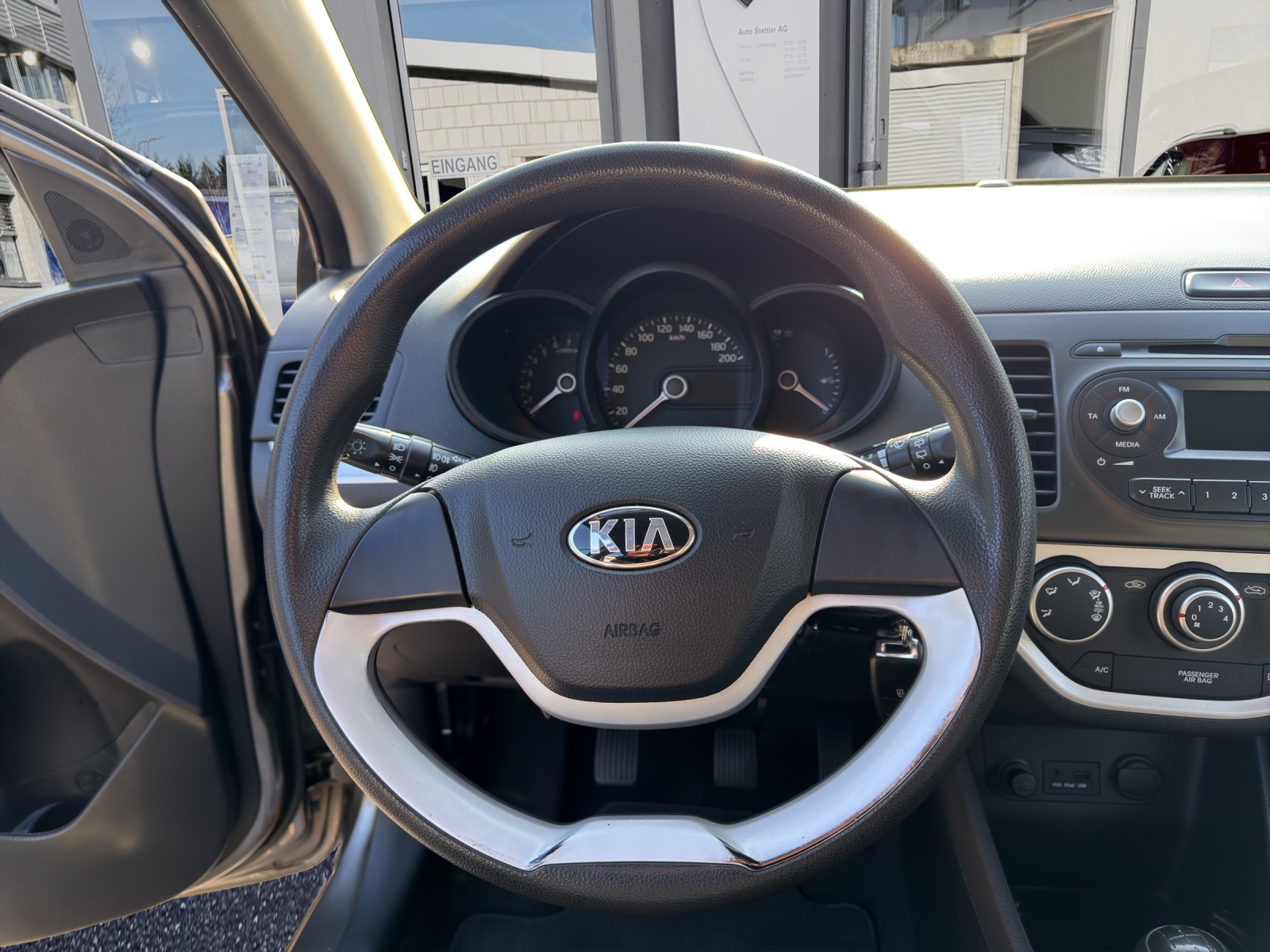 KIA Picanto 1.2 CVVT Trend-image-9