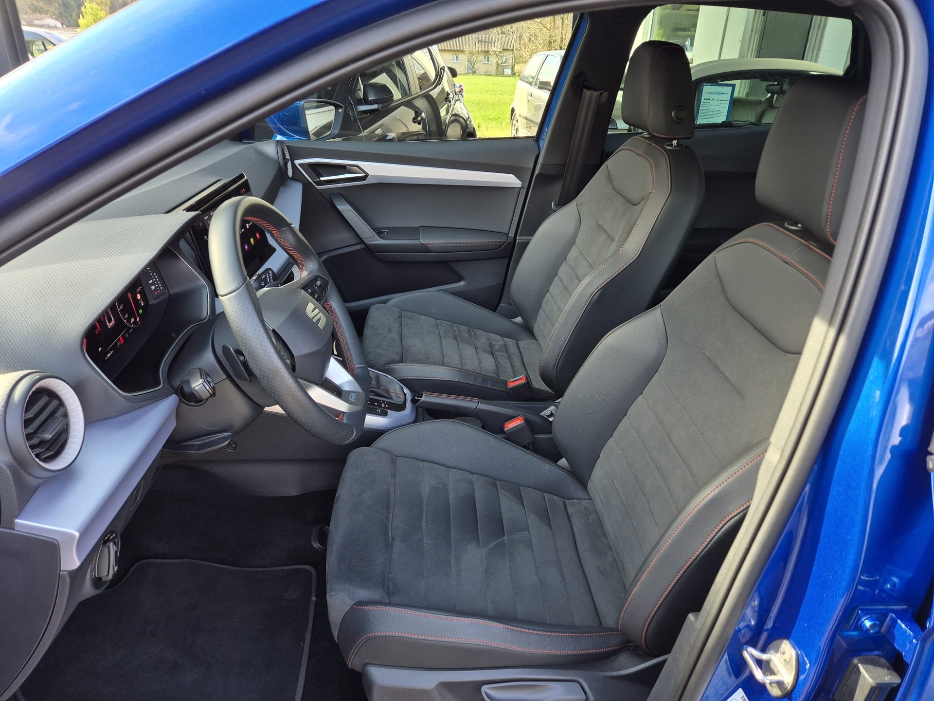 SEAT Arona 1.0 TSI Eco Hola FR DSG-image-9
