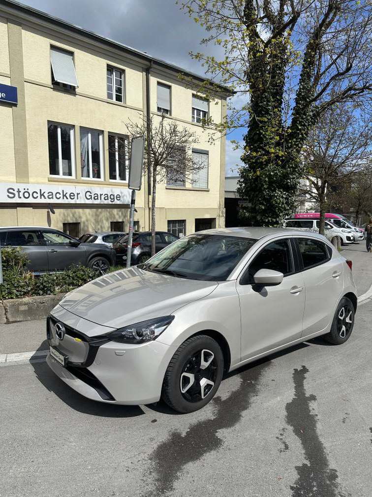 MAZDA 2 1.5 90 Center-Line