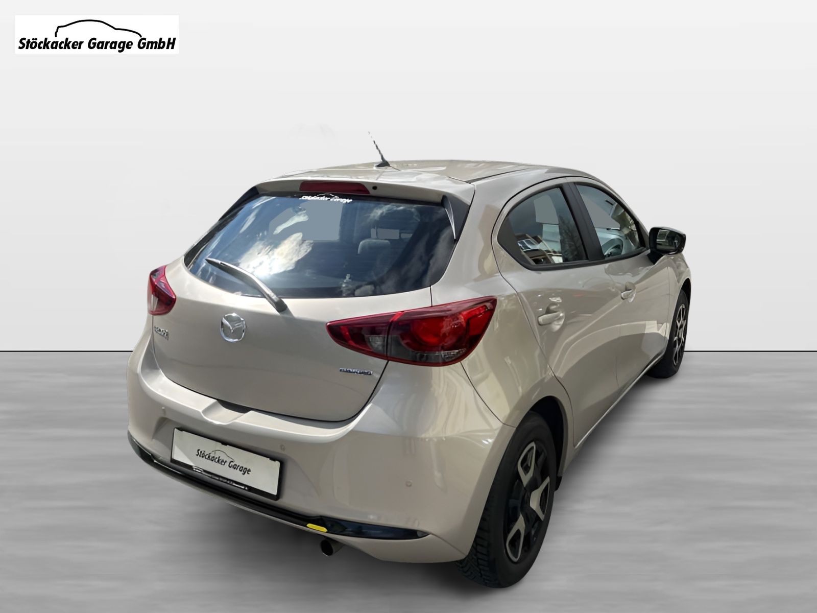 MAZDA 2 1.5 90 Center-Line-showroom-element-3