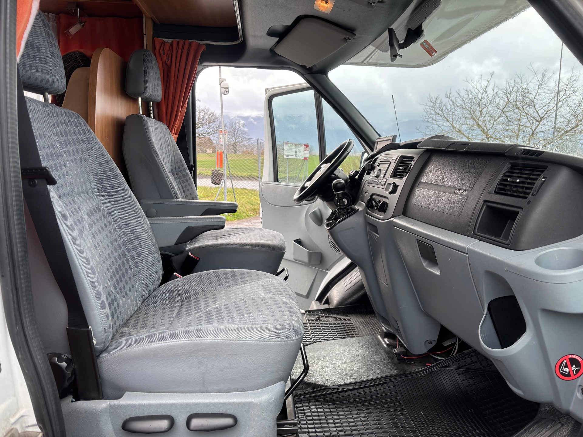 FORD Transit 2.2 TDCi 350 L-image-11
