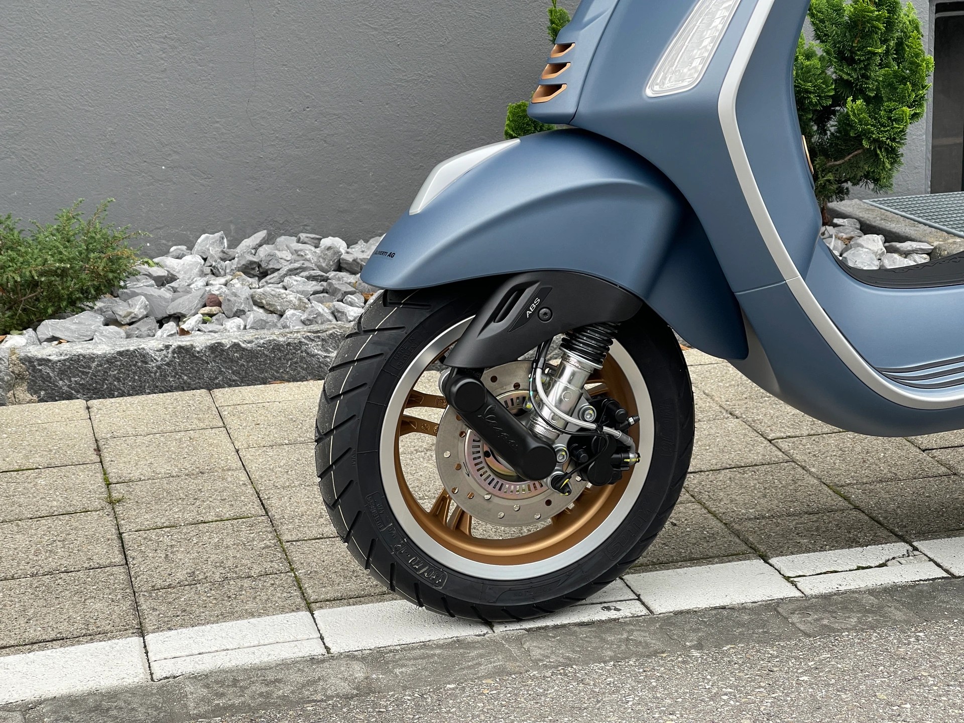 PIAGGIO Vespa 125 Primavera Officina 8 E5+-image-15