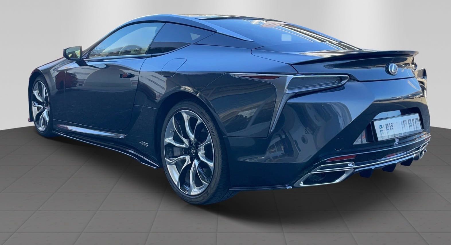 LEXUS LC500H-image-4