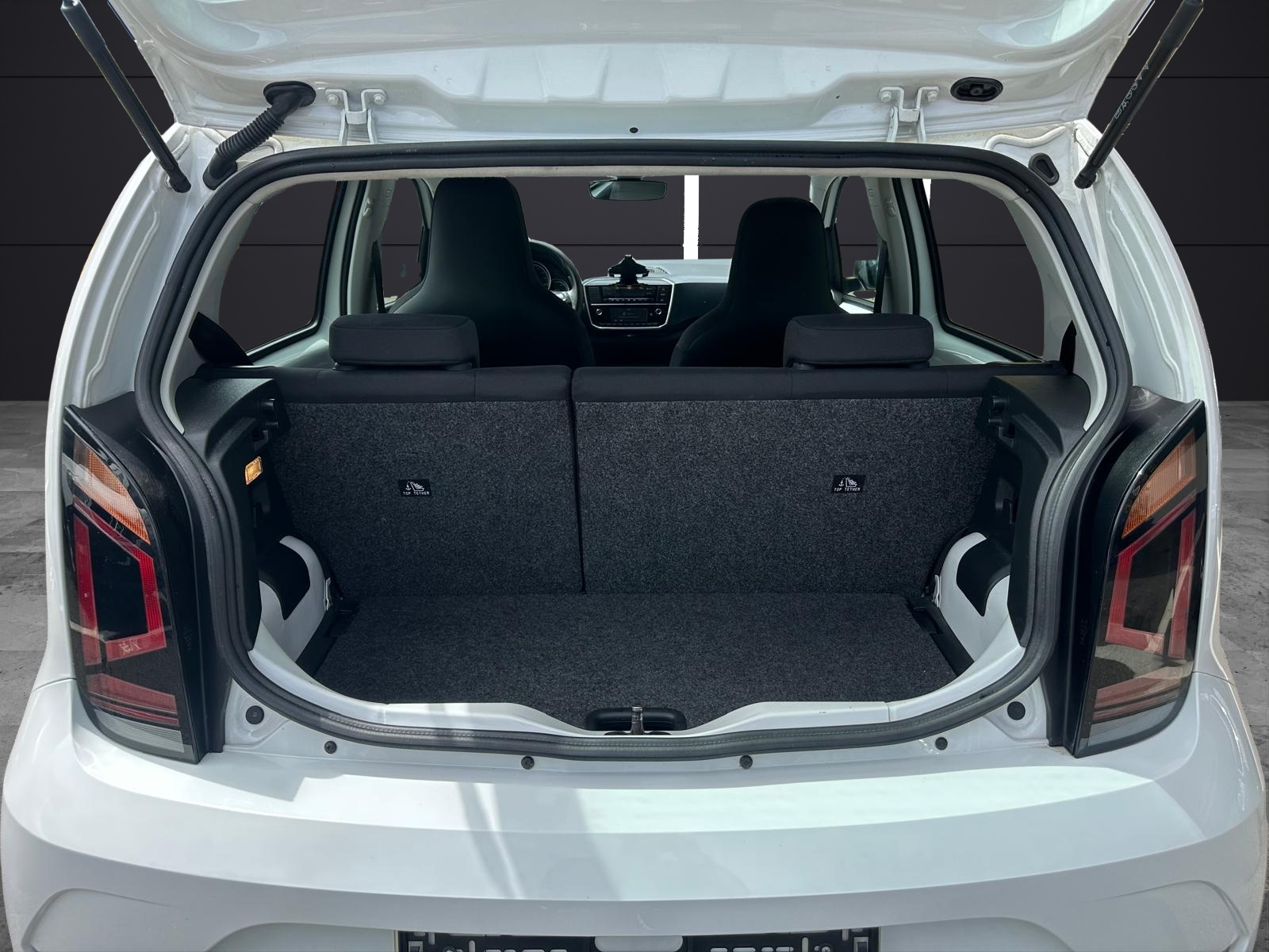 VW e-Up-image-8