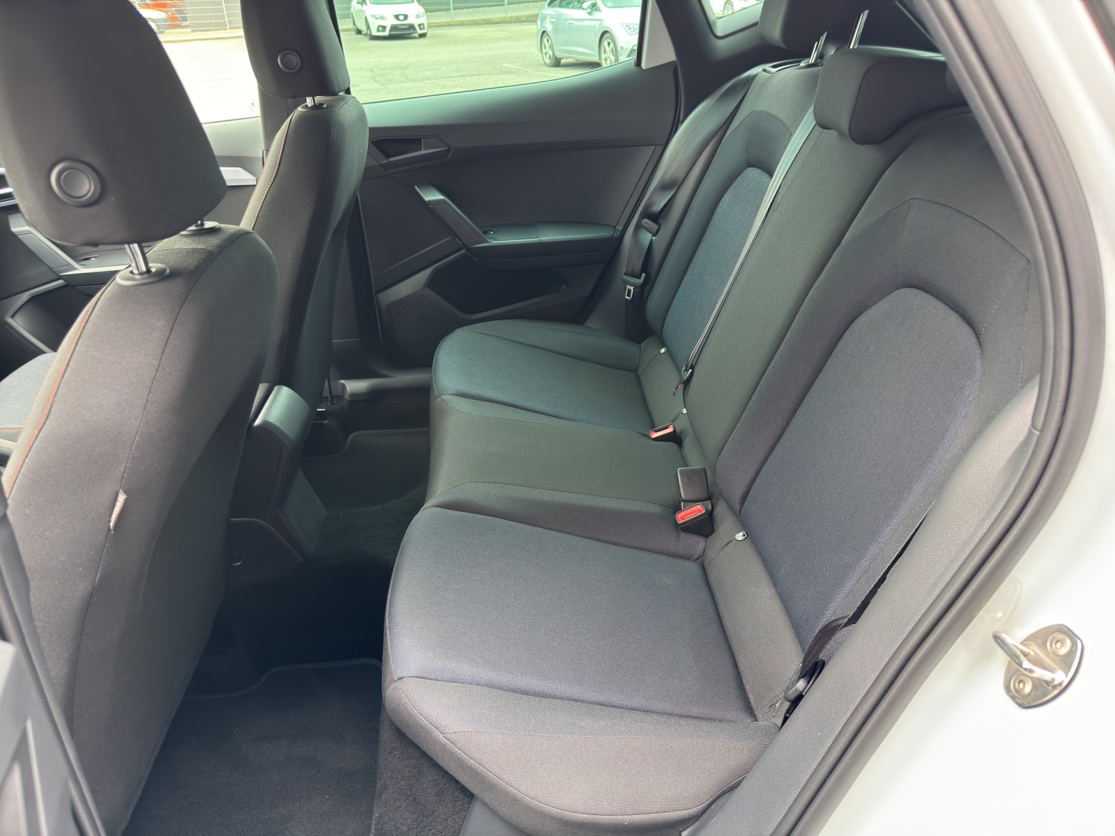 SEAT Ibiza 1.0 EcoTSI Move FR DSG-image-12