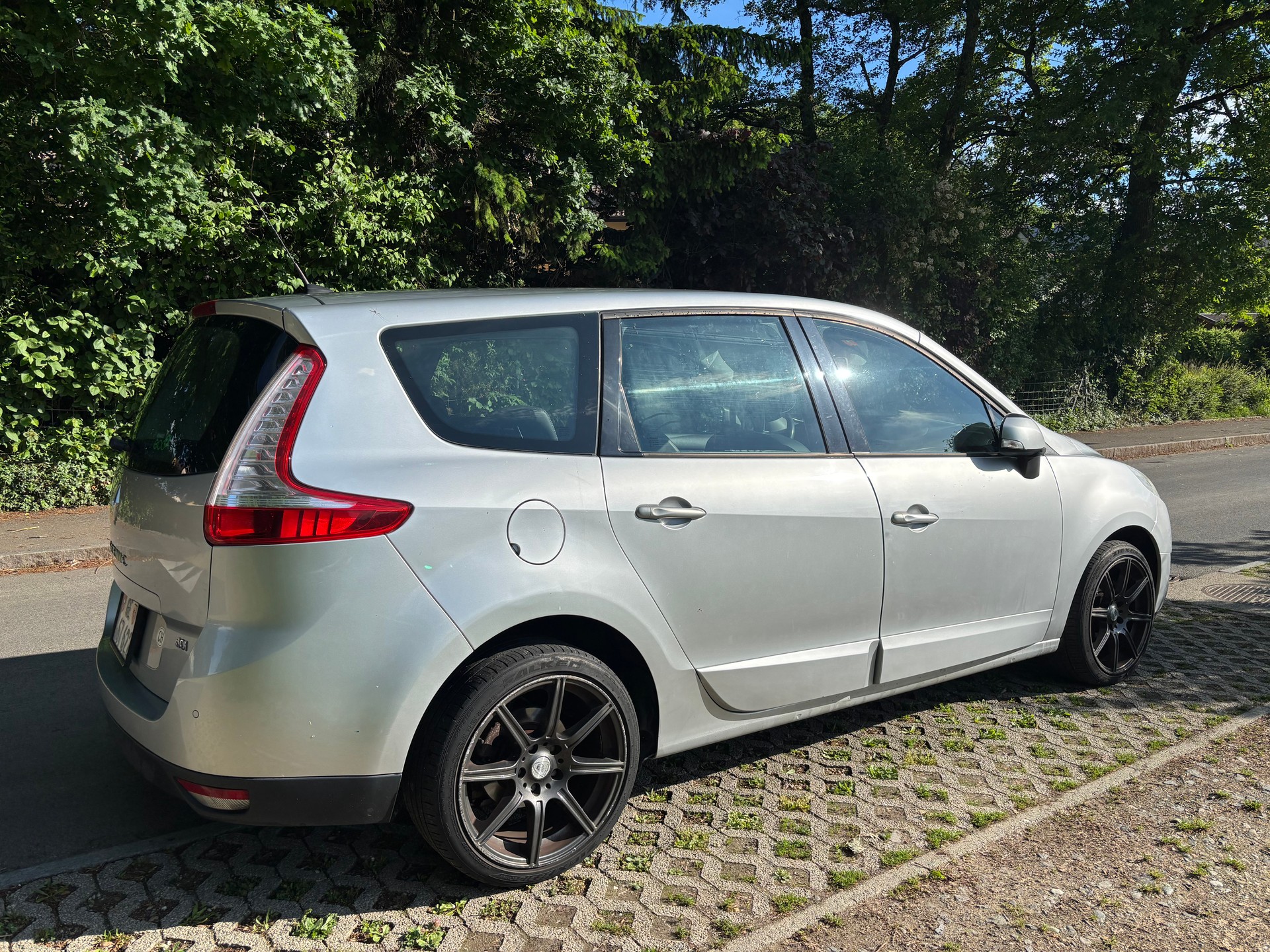 RENAULT 1.9 dCi Expression 7P-image-2