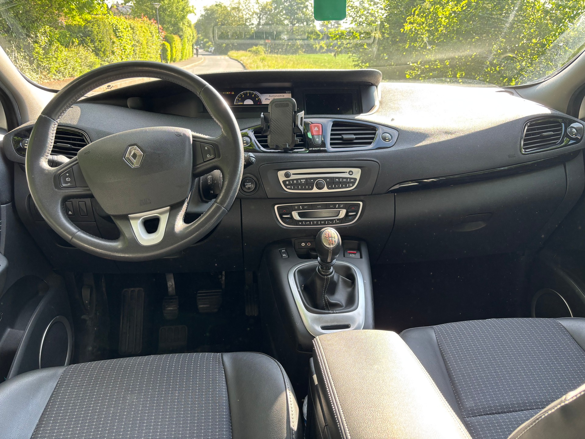 RENAULT 1.9 dCi Expression 7P-image-8