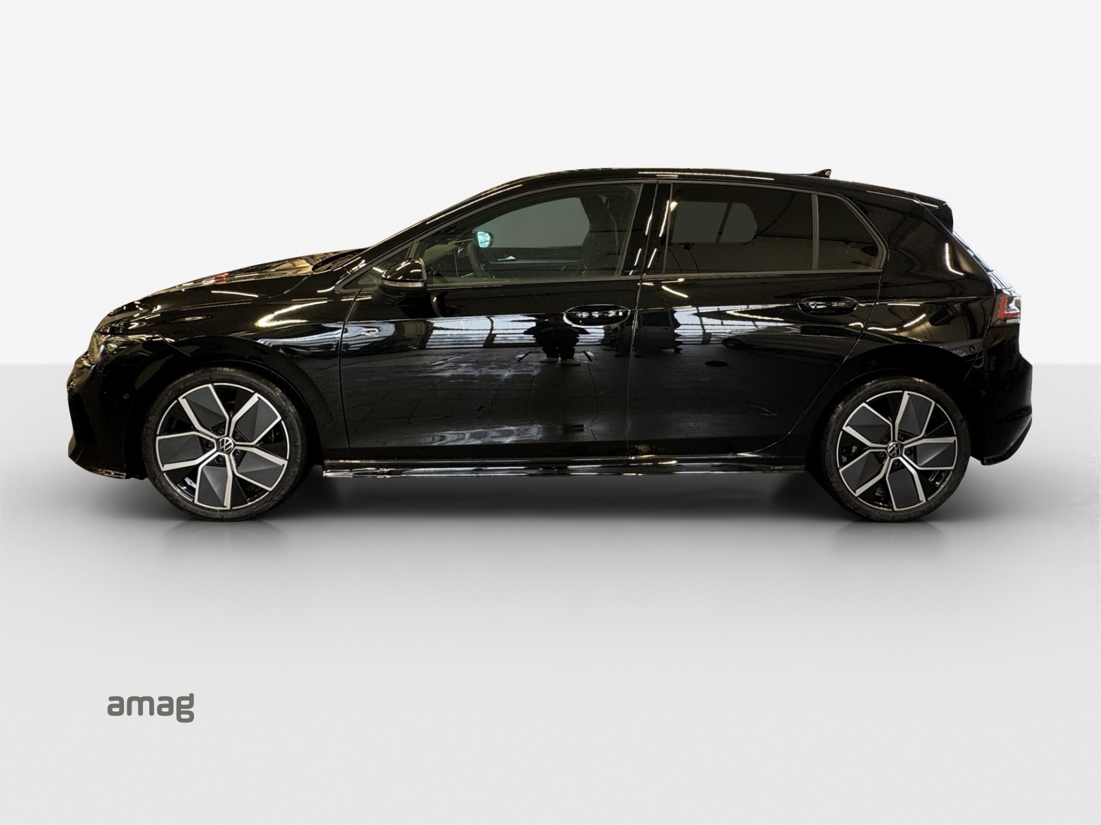 VW Golf 1.5 e TSI mHEV R-Line DSG-showroom-element-1