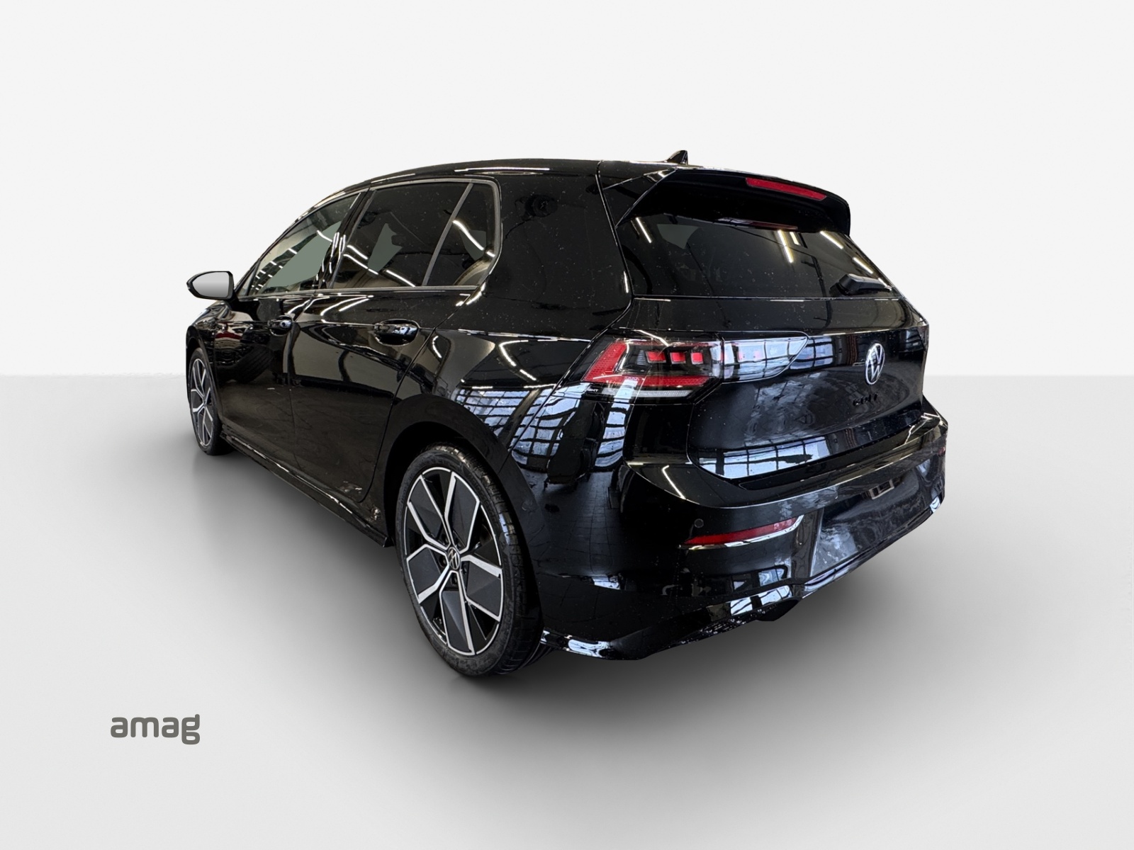 VW Golf 1.5 e TSI mHEV R-Line DSG-showroom-element-2