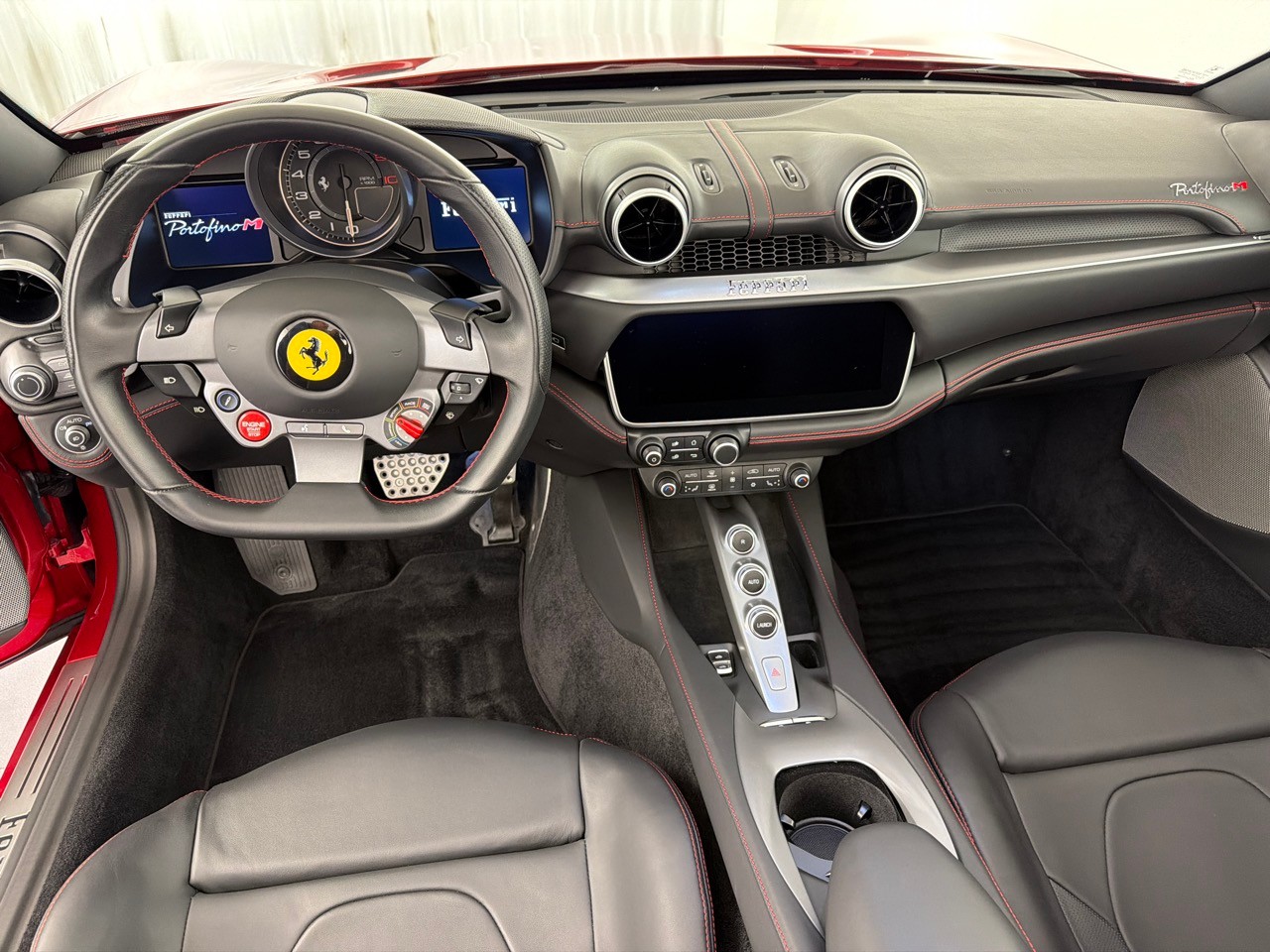 FERRARI Portofino M-image-6