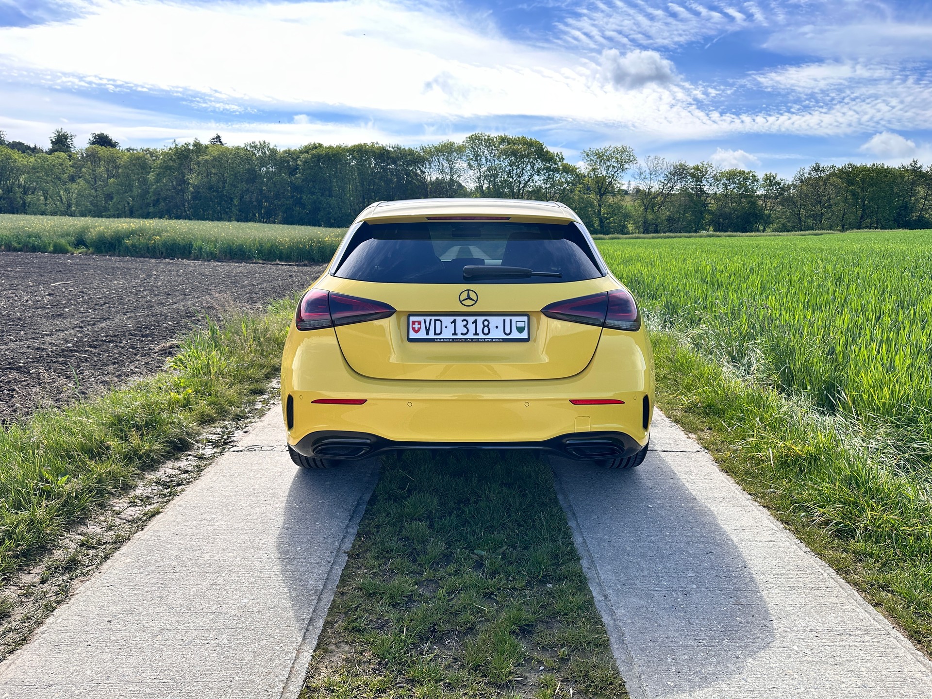 MERCEDES-BENZ A 200 AMG Line 7G-DCT-image-7