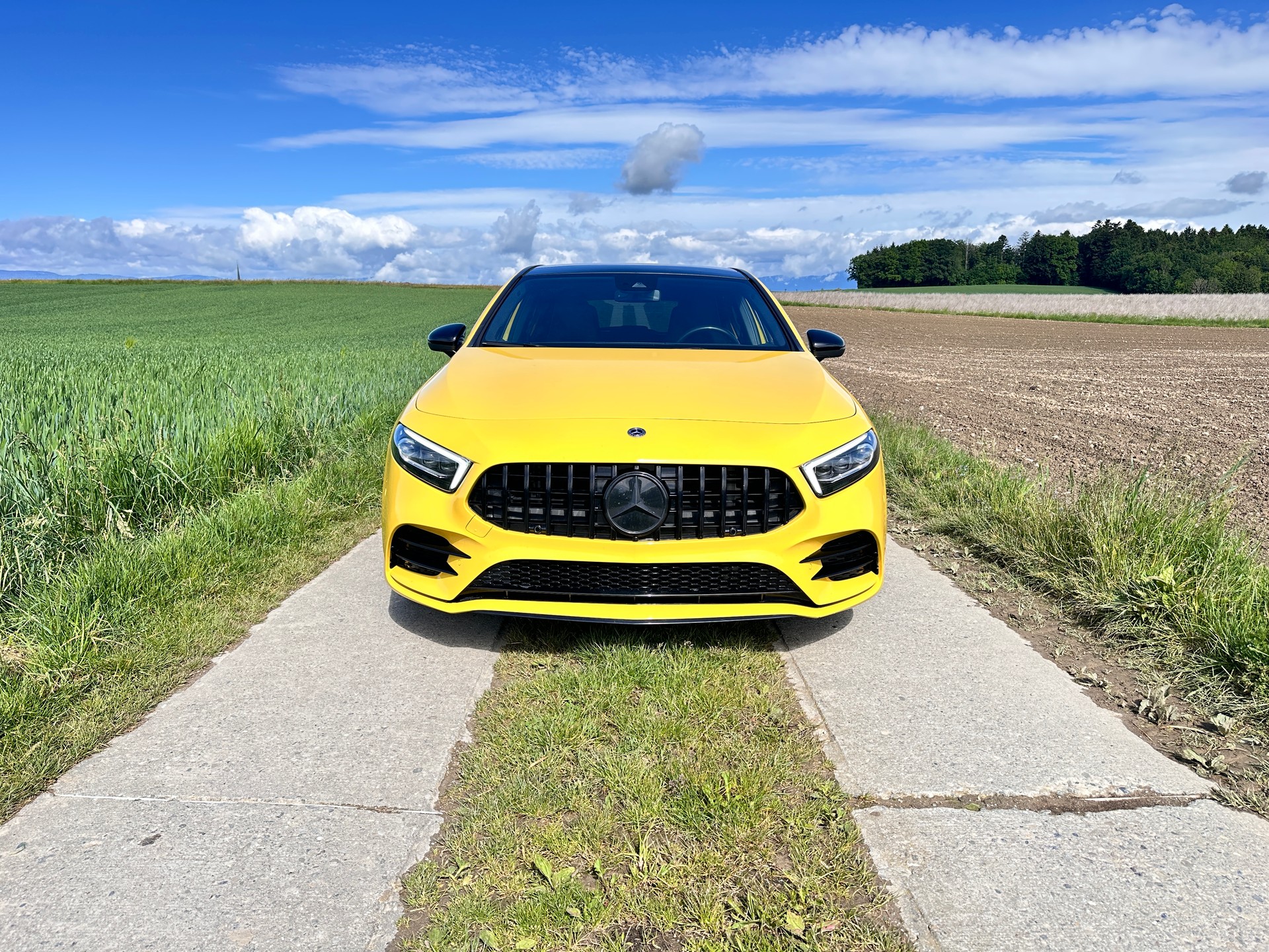MERCEDES-BENZ A 200 AMG Line 7G-DCT-image-1