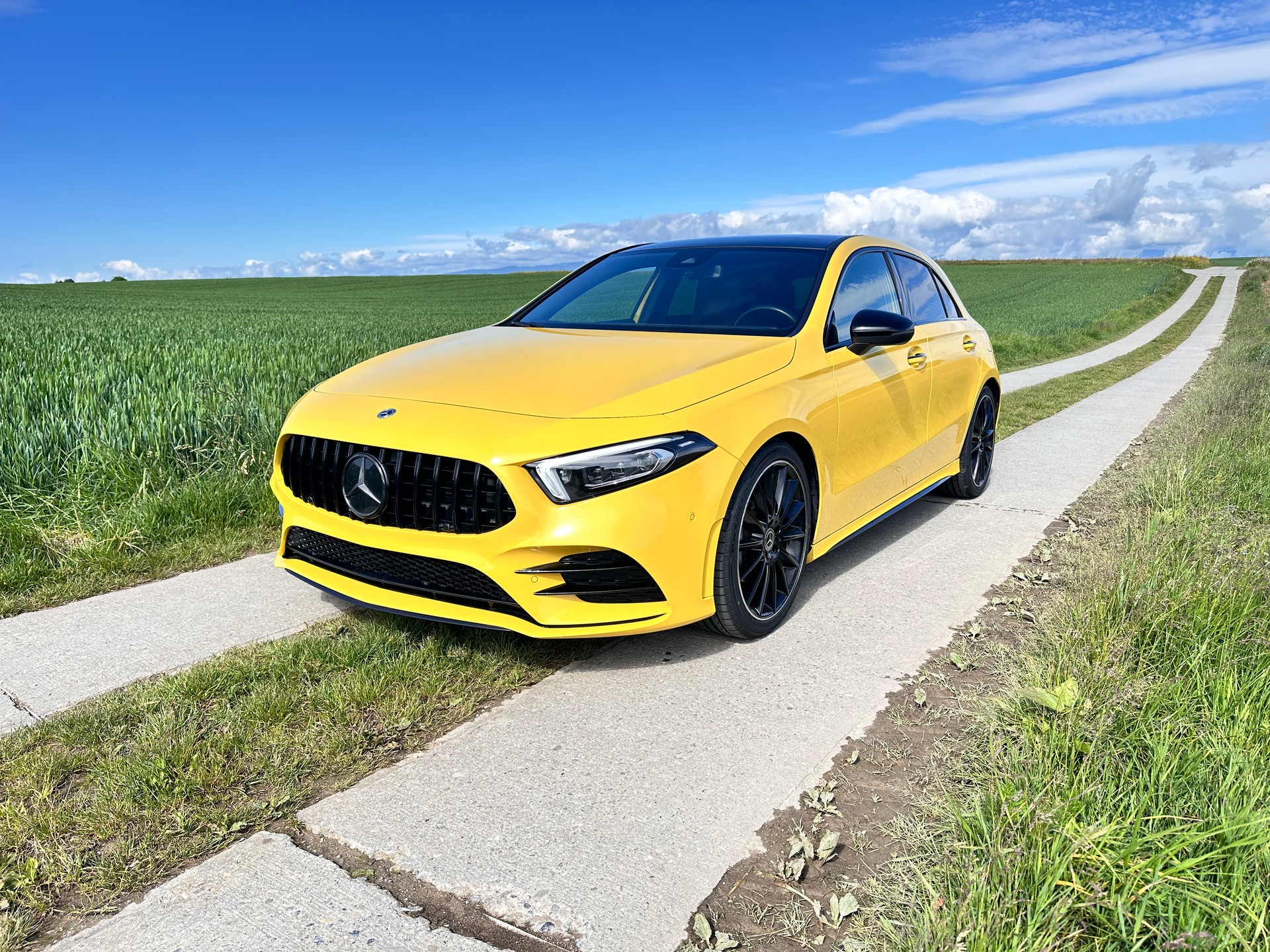 MERCEDES-BENZ A 200 AMG Line 7G-DCT