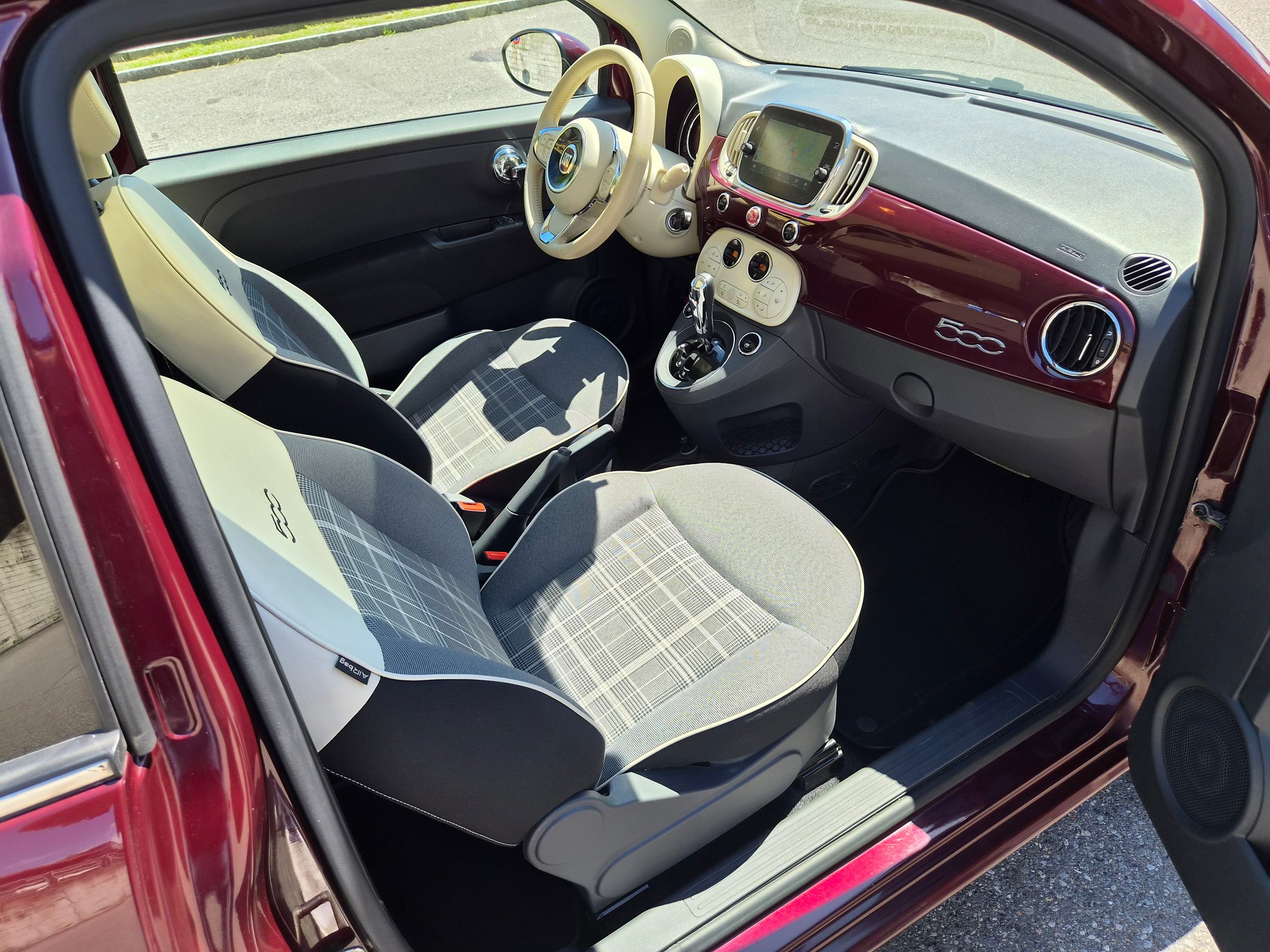 FIAT 500 VP Lounge 0.9 Twinair-image-6