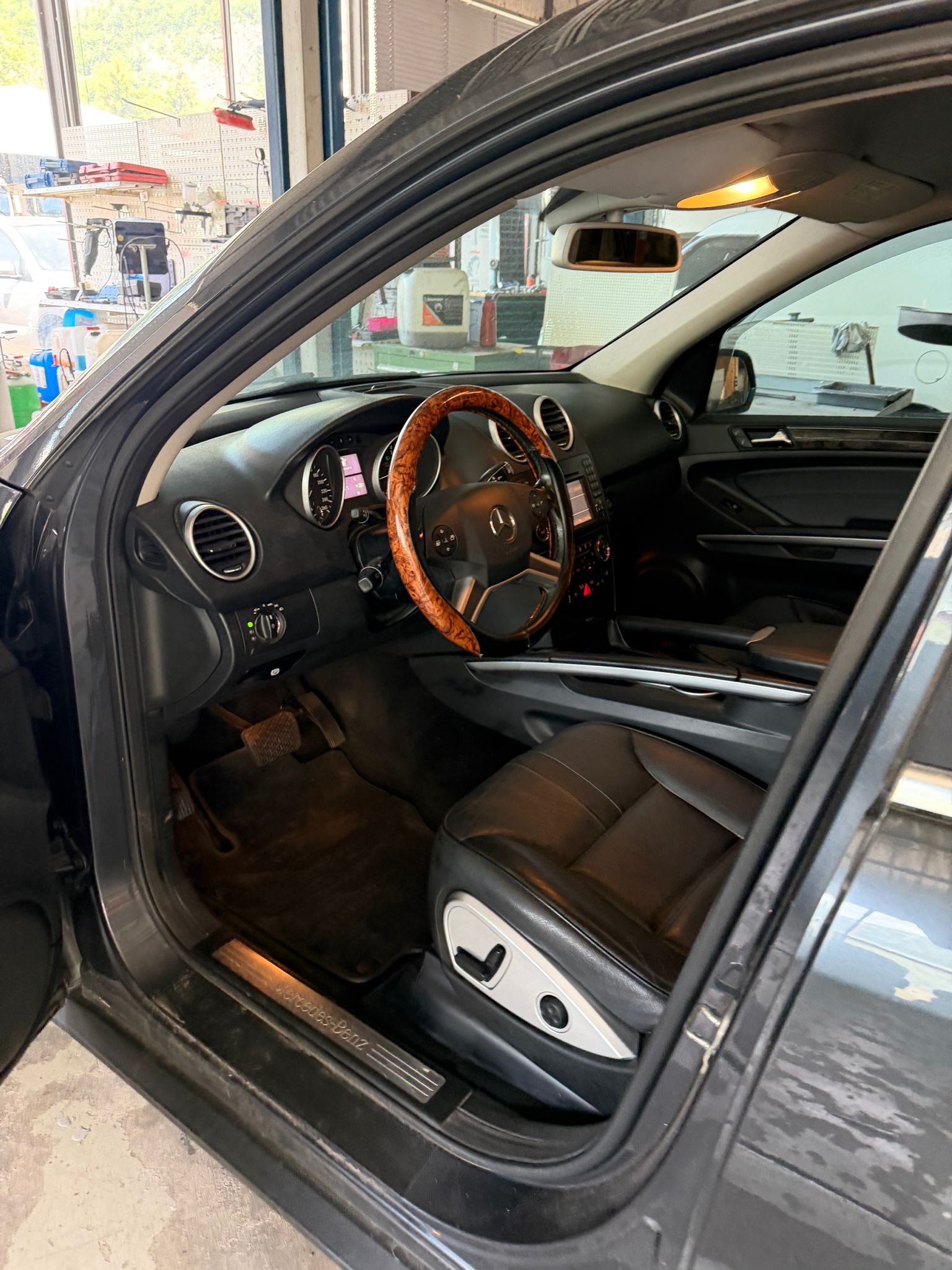 MERCEDES-BENZ ML 350 BlueTEC 4Matic 7G-Tronic-image-10