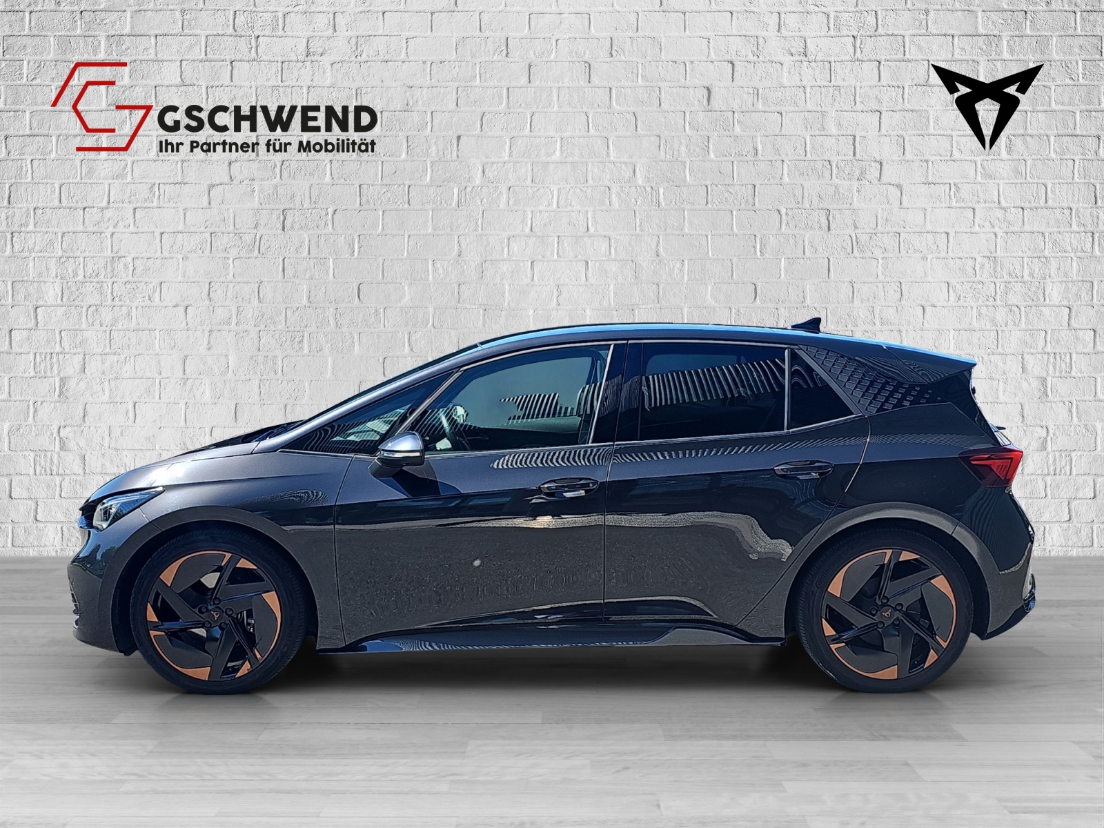 CUPRA Born 58 kWh-showroom-element-2
