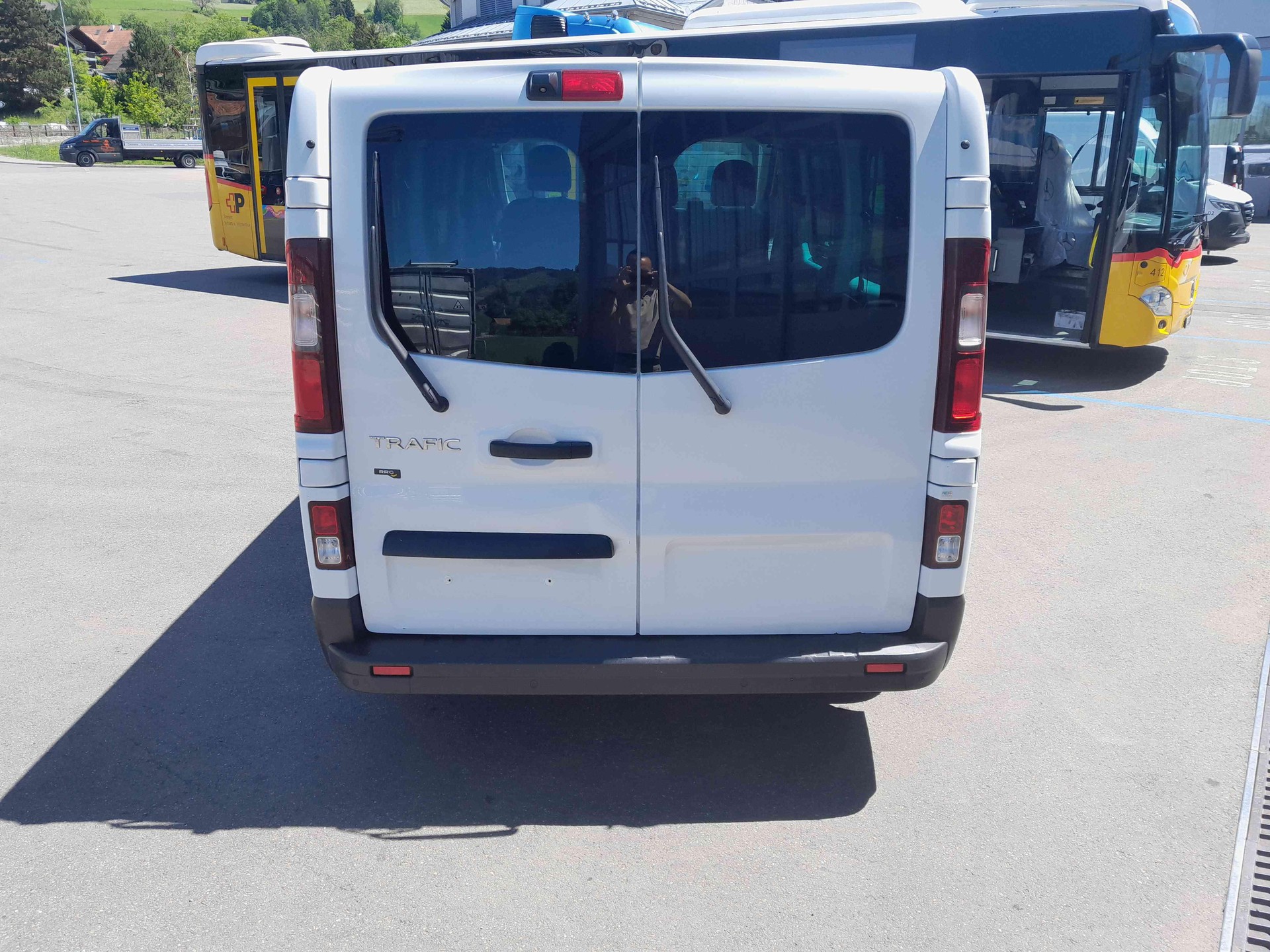 RENAULT Trafic Passenger 1.6 dCi TwinTurbo Authentique-showroom-element-2