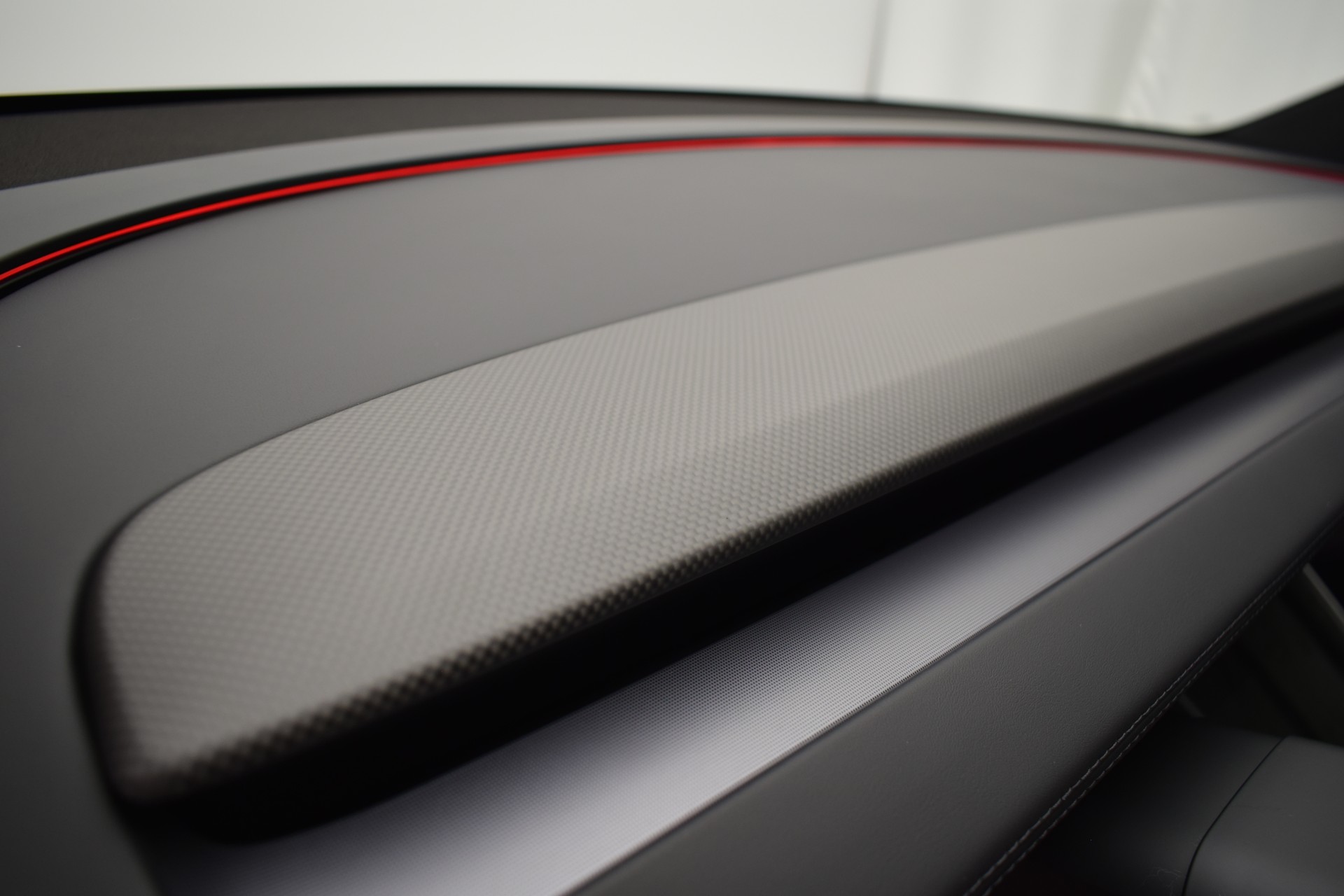 TESLA Model Y Performance 4WD 626PS, Diamond Black, 21 Zoll, Carbon, Made in Berlin-image-28
