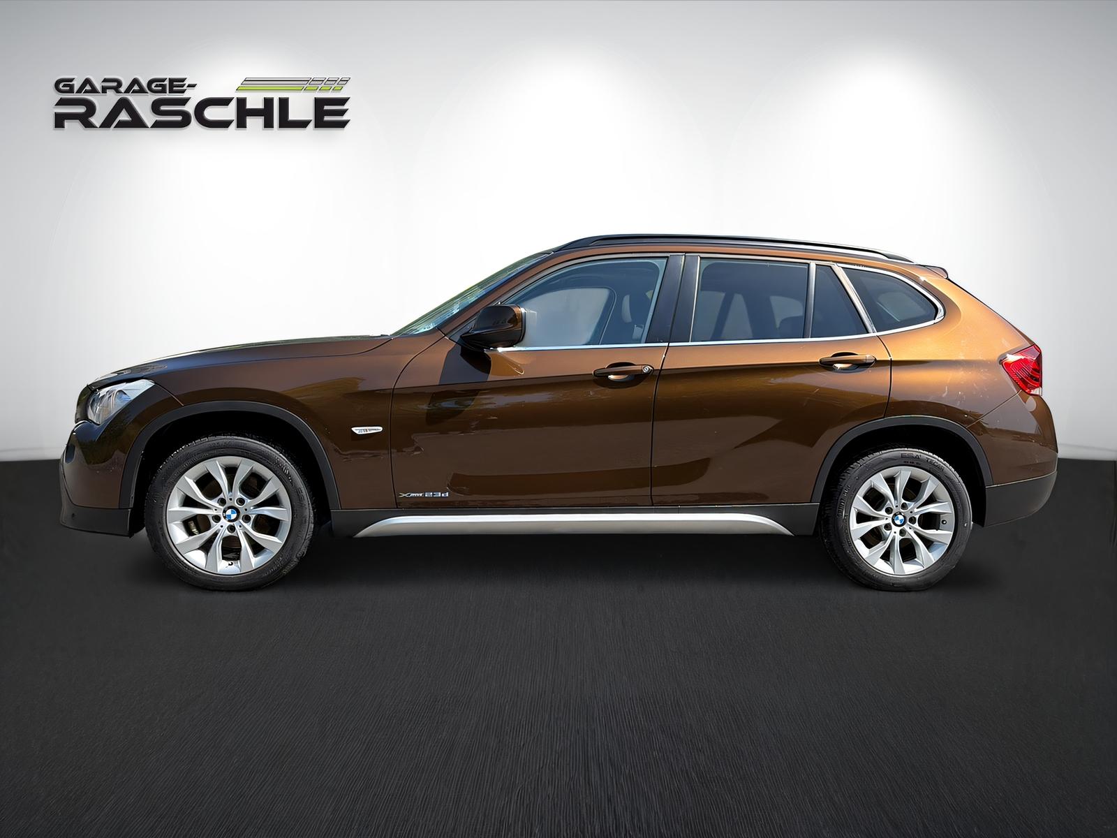 BMW X1 23d xDrive-showroom-element-3