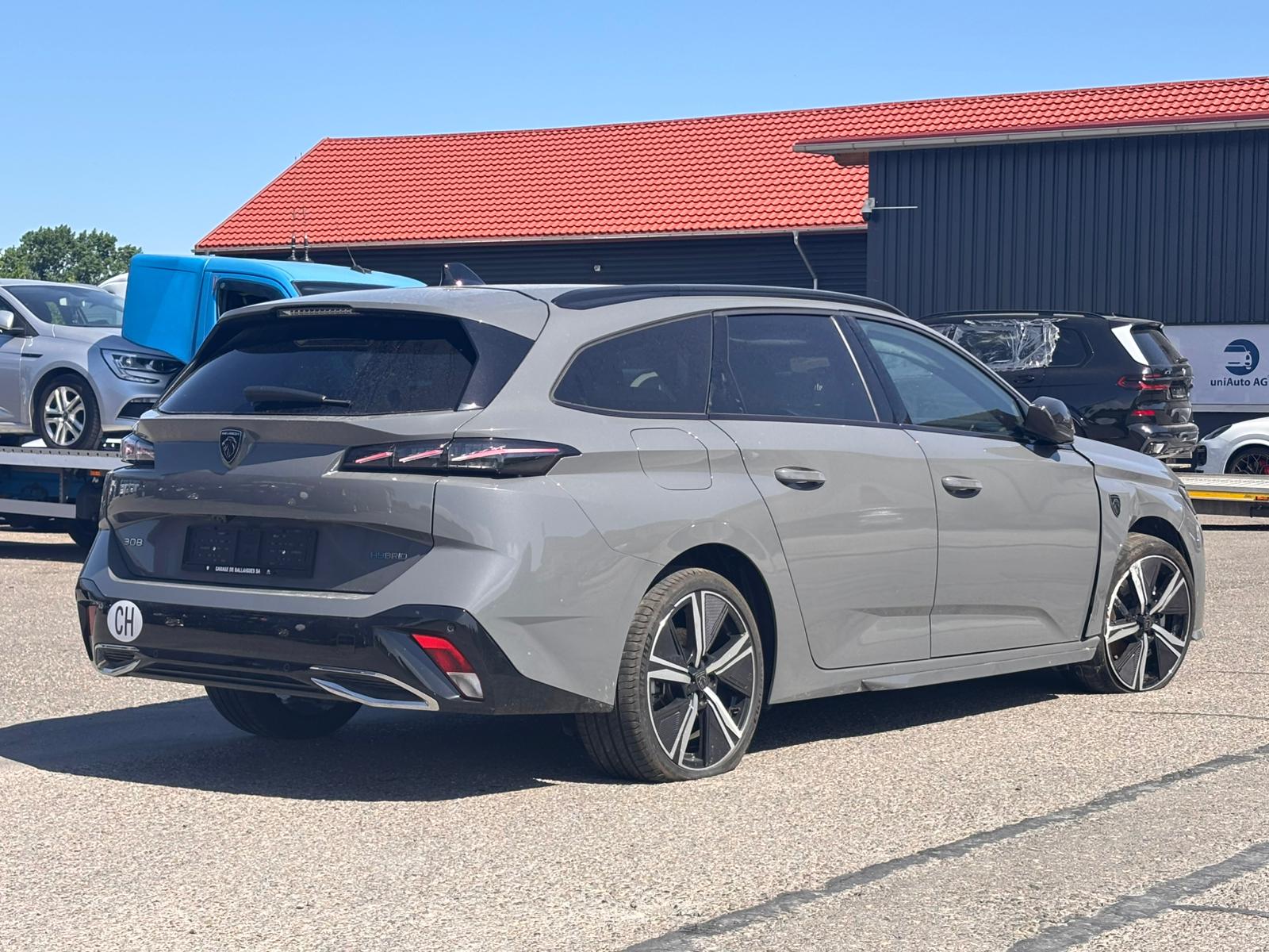 PEUGEOT 308 SW 1.6 PHEV 180 GT-image-4