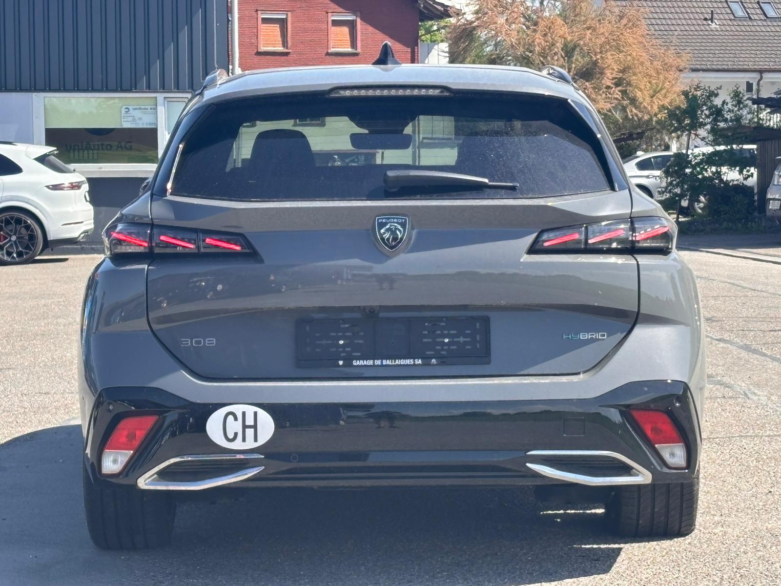 PEUGEOT 308 SW 1.6 PHEV 180 GT-image-5