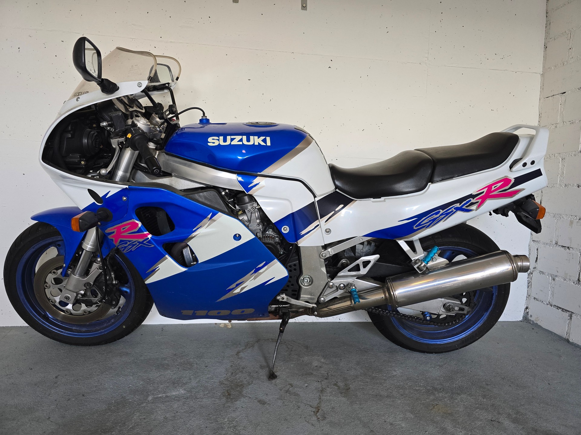 SUZUKI GSX-R 1100 W P-image-1