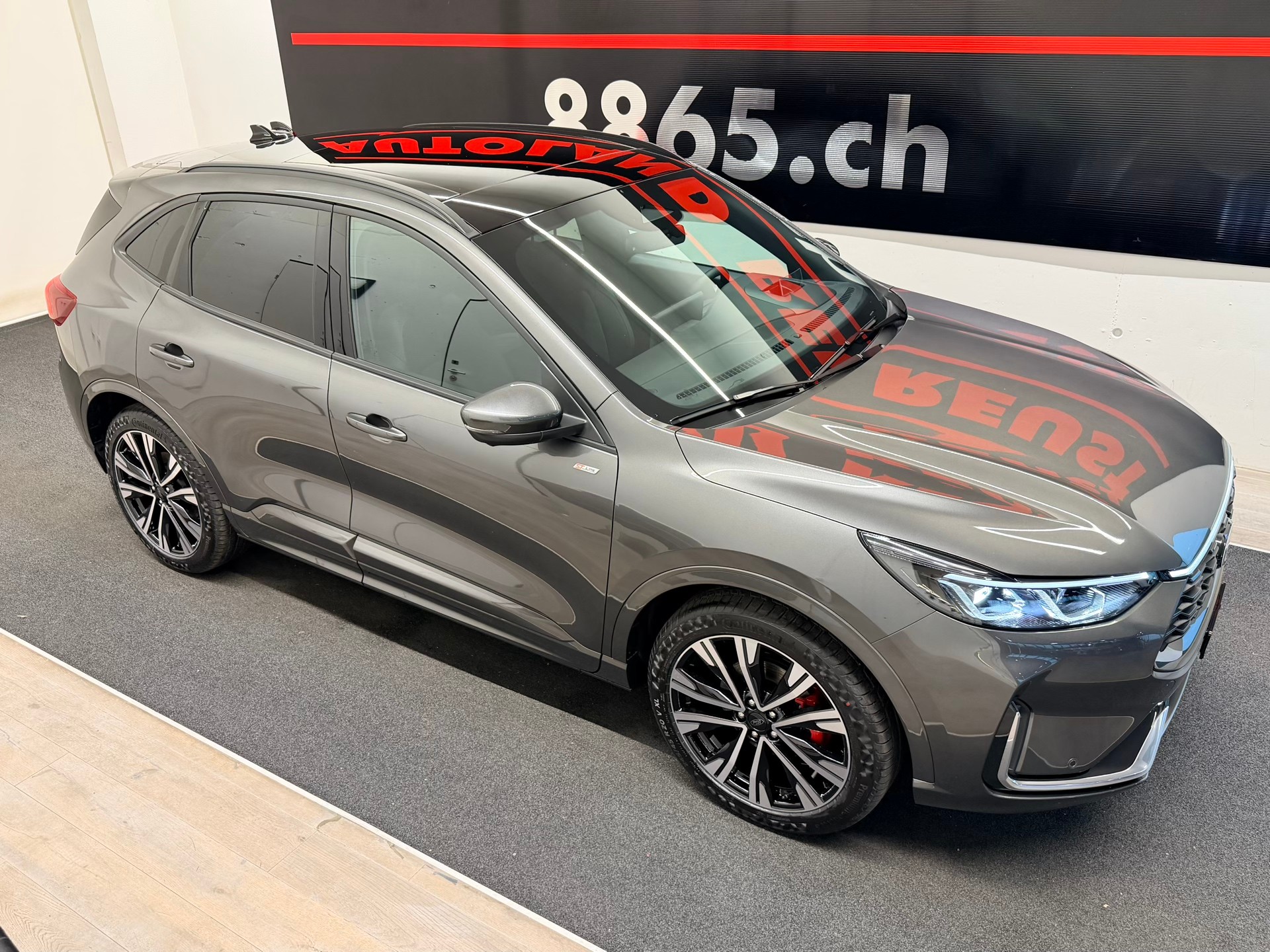 FORD Kuga 2.5 FHEV ST-Line X 4WD-image-4