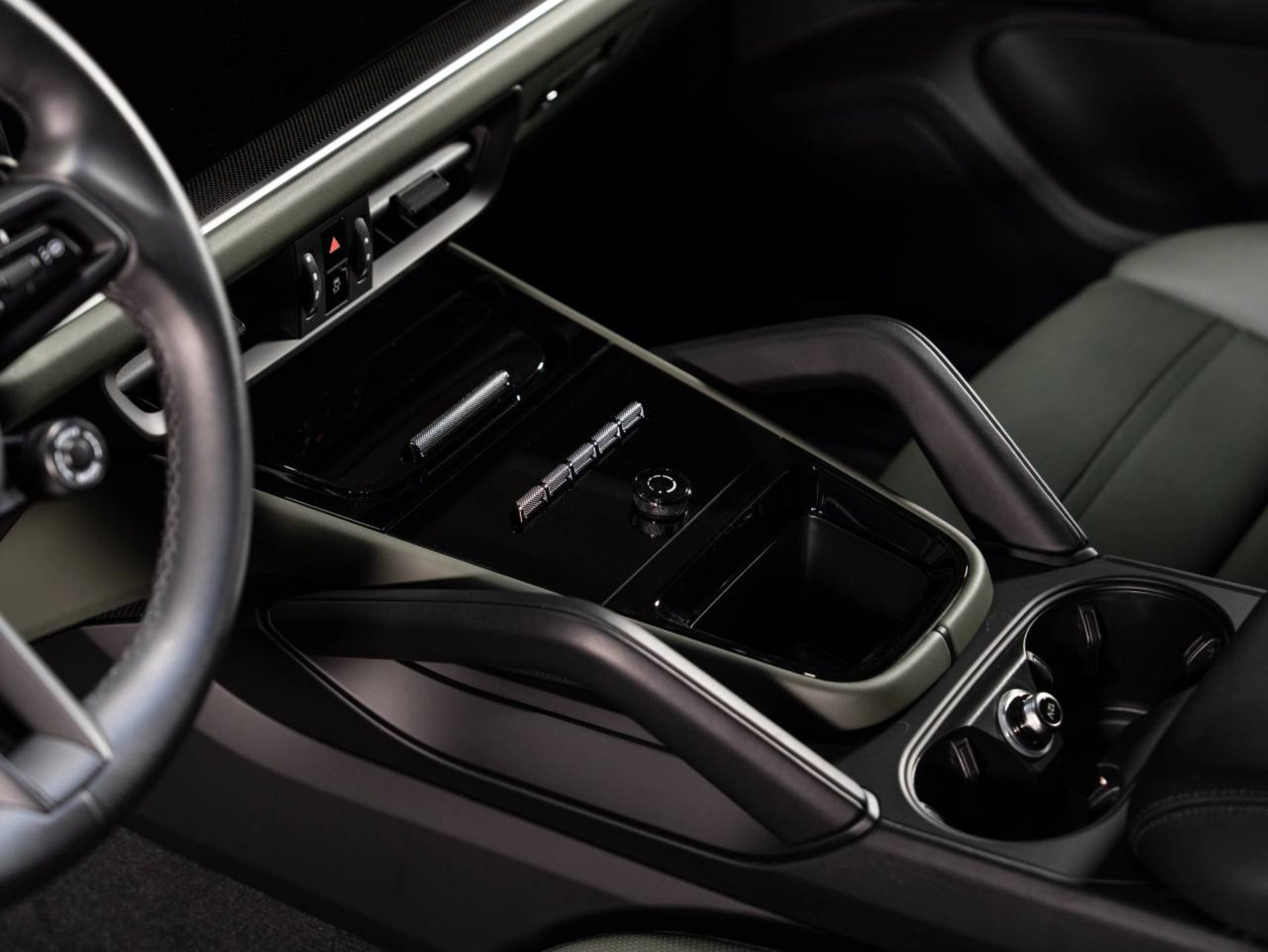 PORSCHE Cayenne S E-Hybrid Coupé-image-13