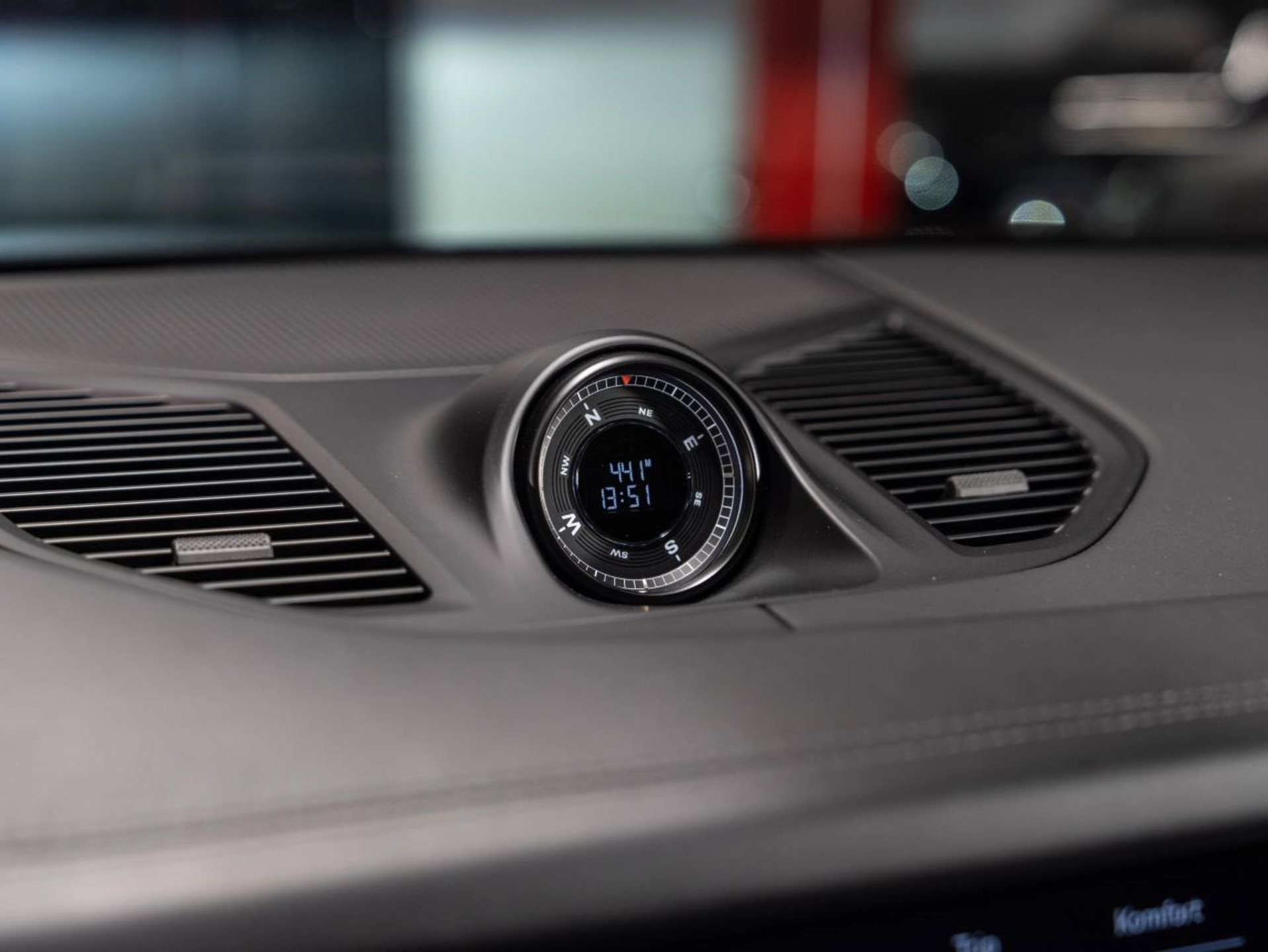 PORSCHE Cayenne S E-Hybrid Coupé-image-9