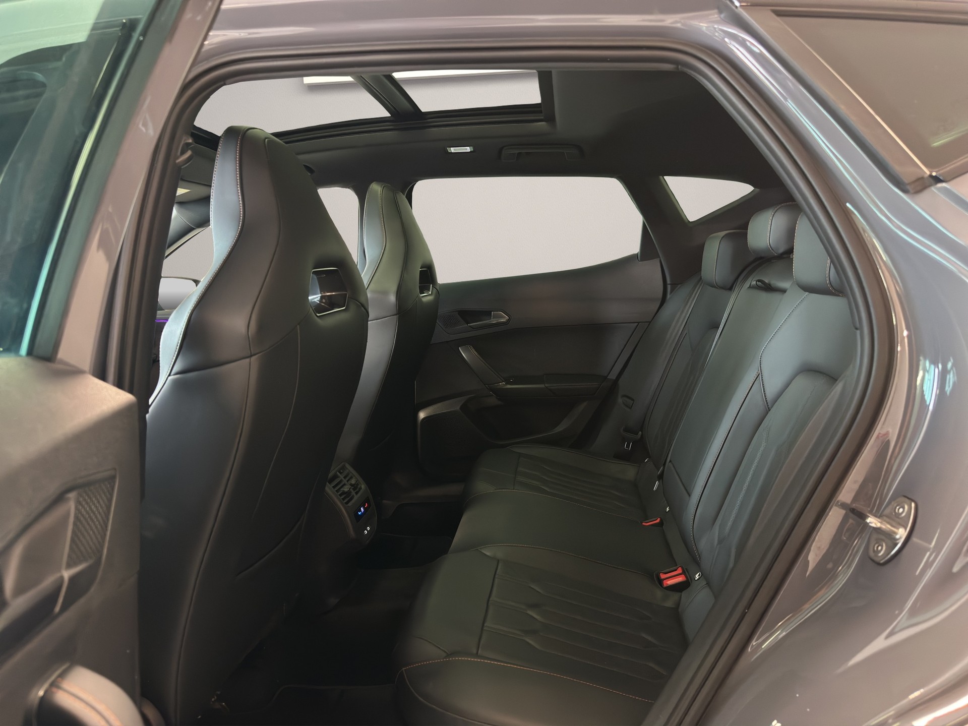 CUPRA Formentor 2.0TSI VZ 4Drive DSG-image-10
