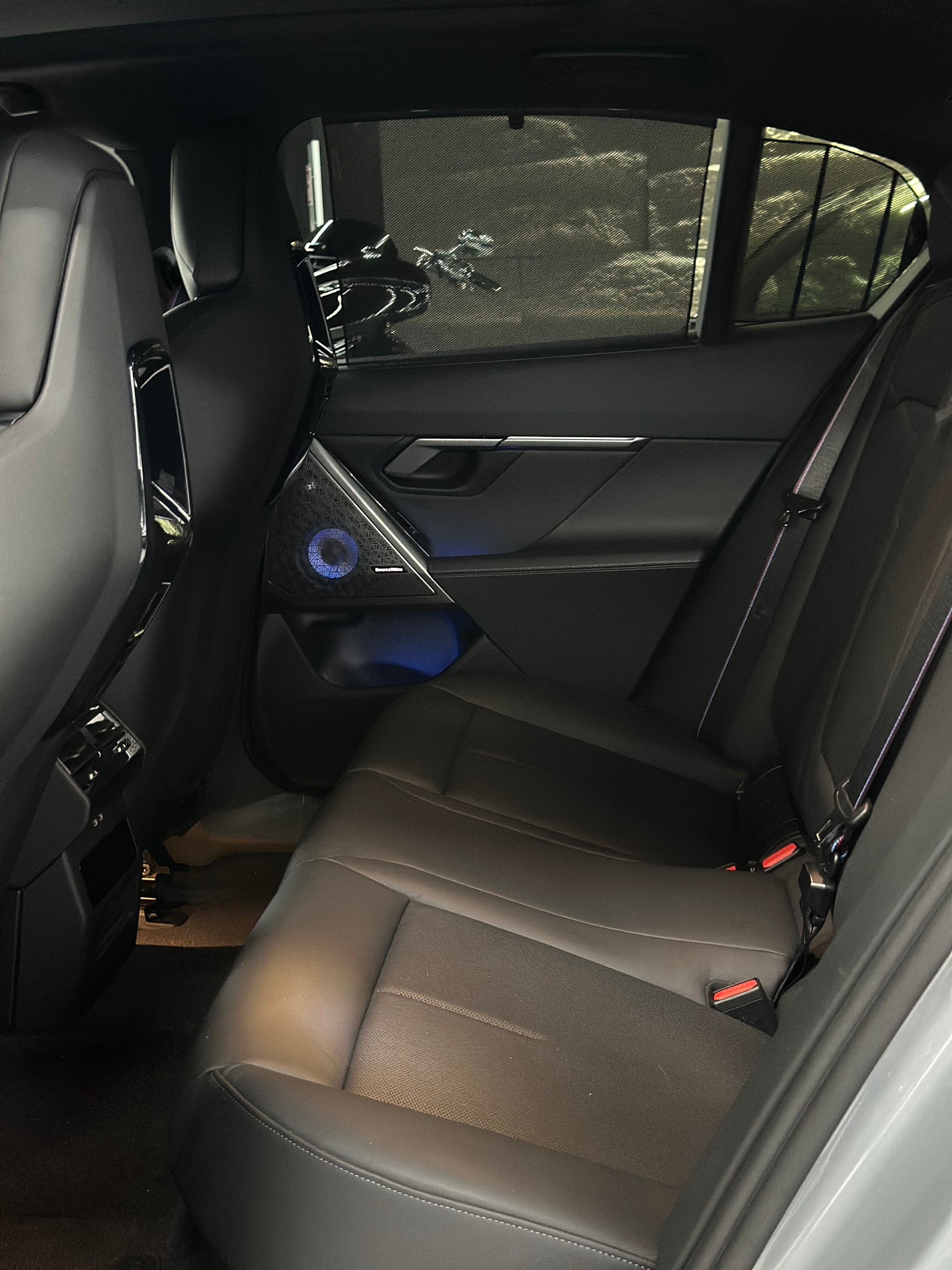 BMW M5 xDrive-image-9