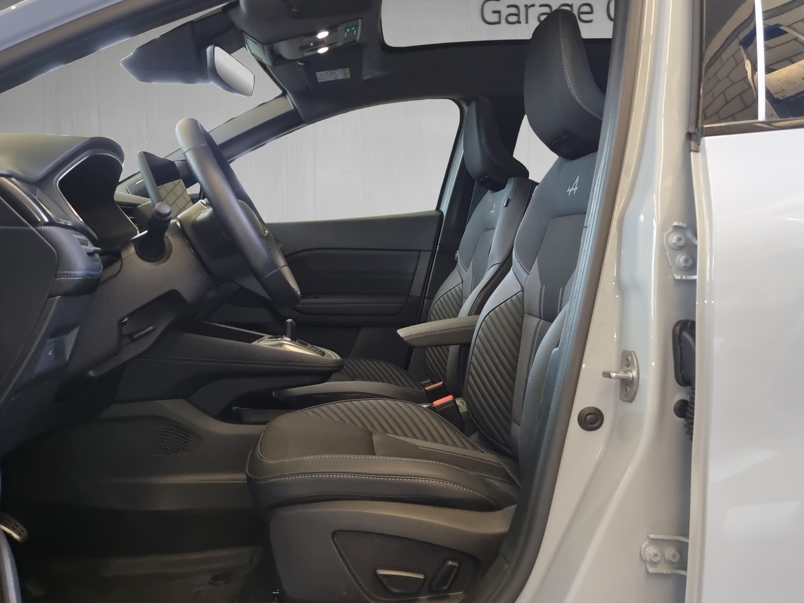 RENAULT Symbioz 1.8 E-Tech esprit Alpine-image-6