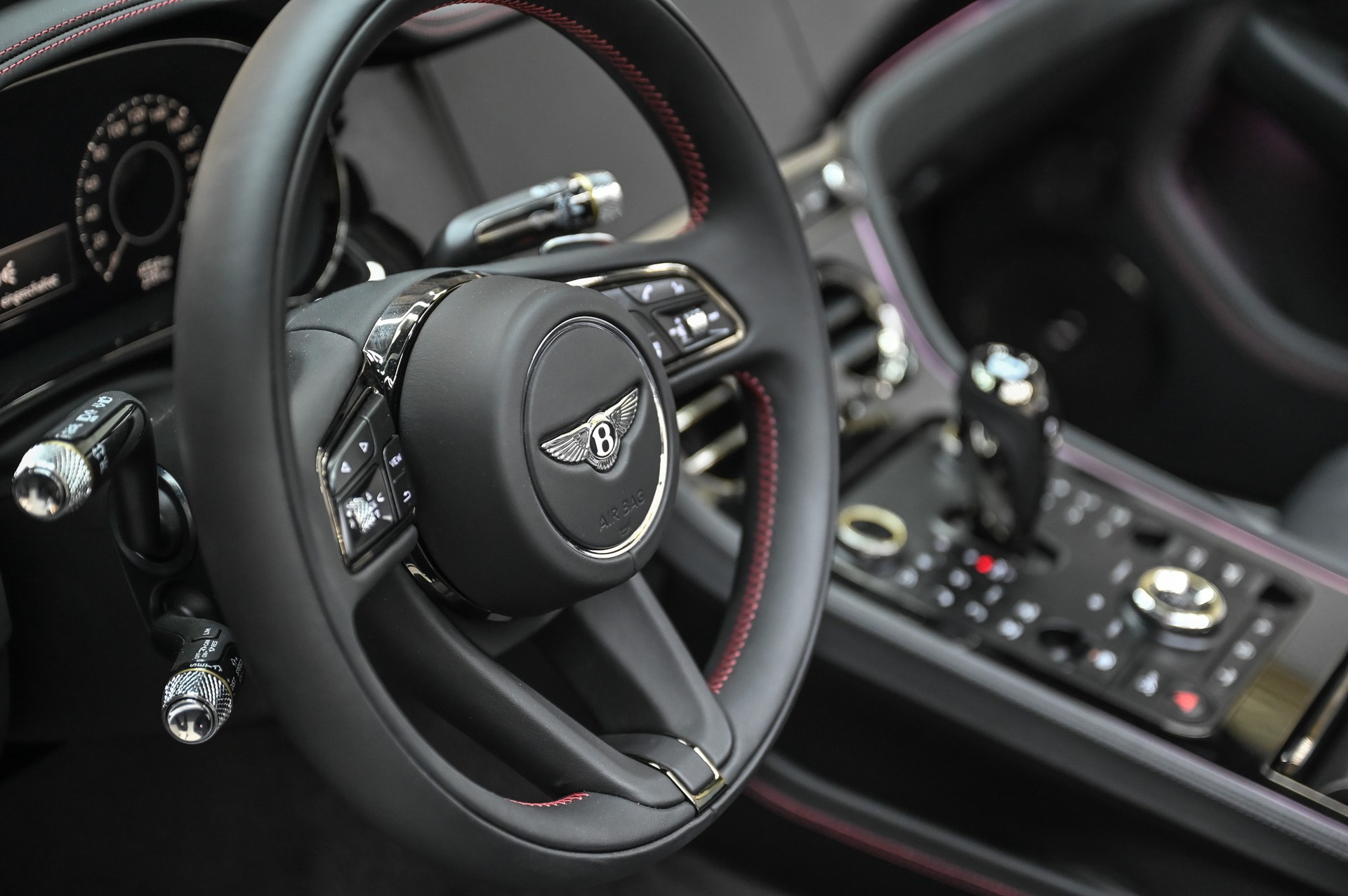 BENTLEY Continental GTC 4.0 V8 Hybrid Speed First Edition-image-27