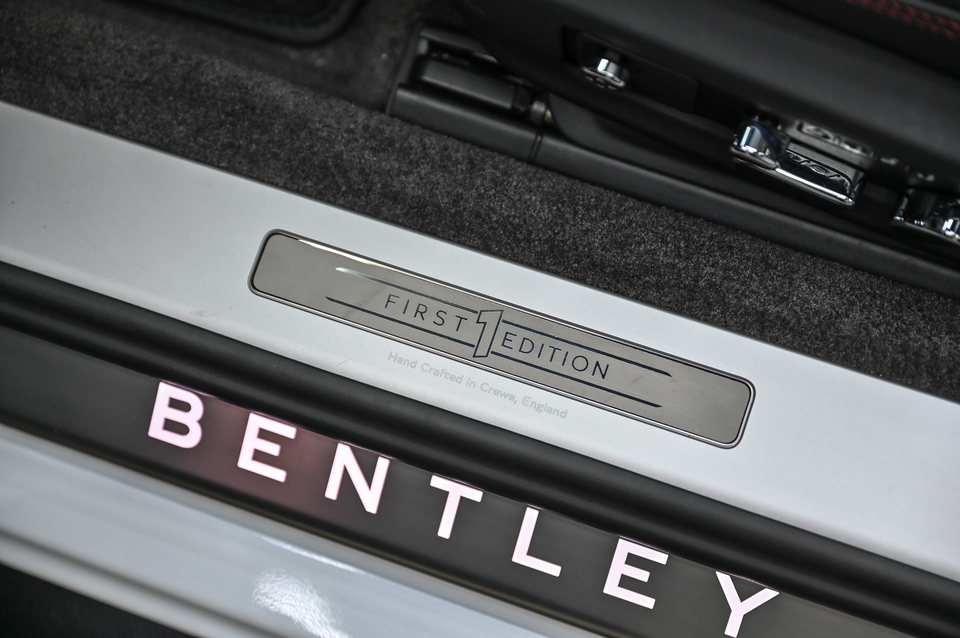 BENTLEY Continental GTC 4.0 V8 Hybrid Speed First Edition-image-37